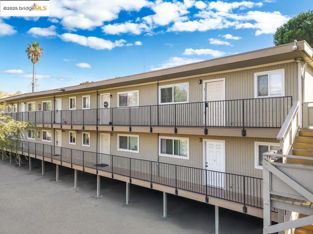 Photo #4: 41118257 Listing: Photo #4