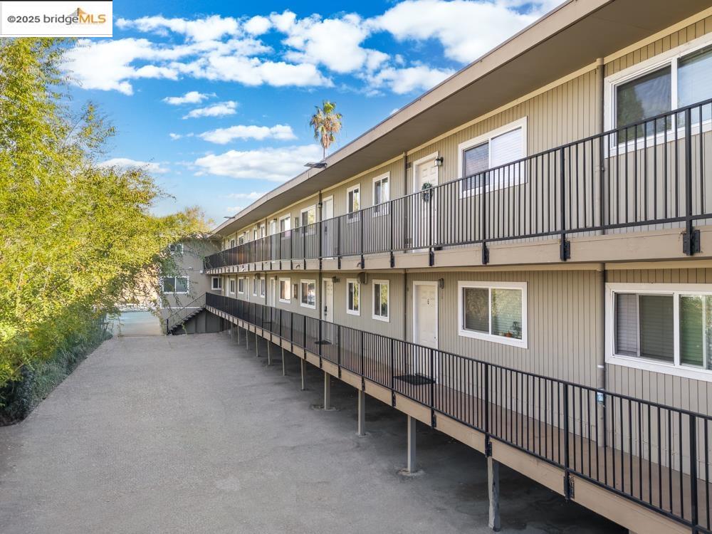 Photo #5: 41118257 Listing: Photo #5