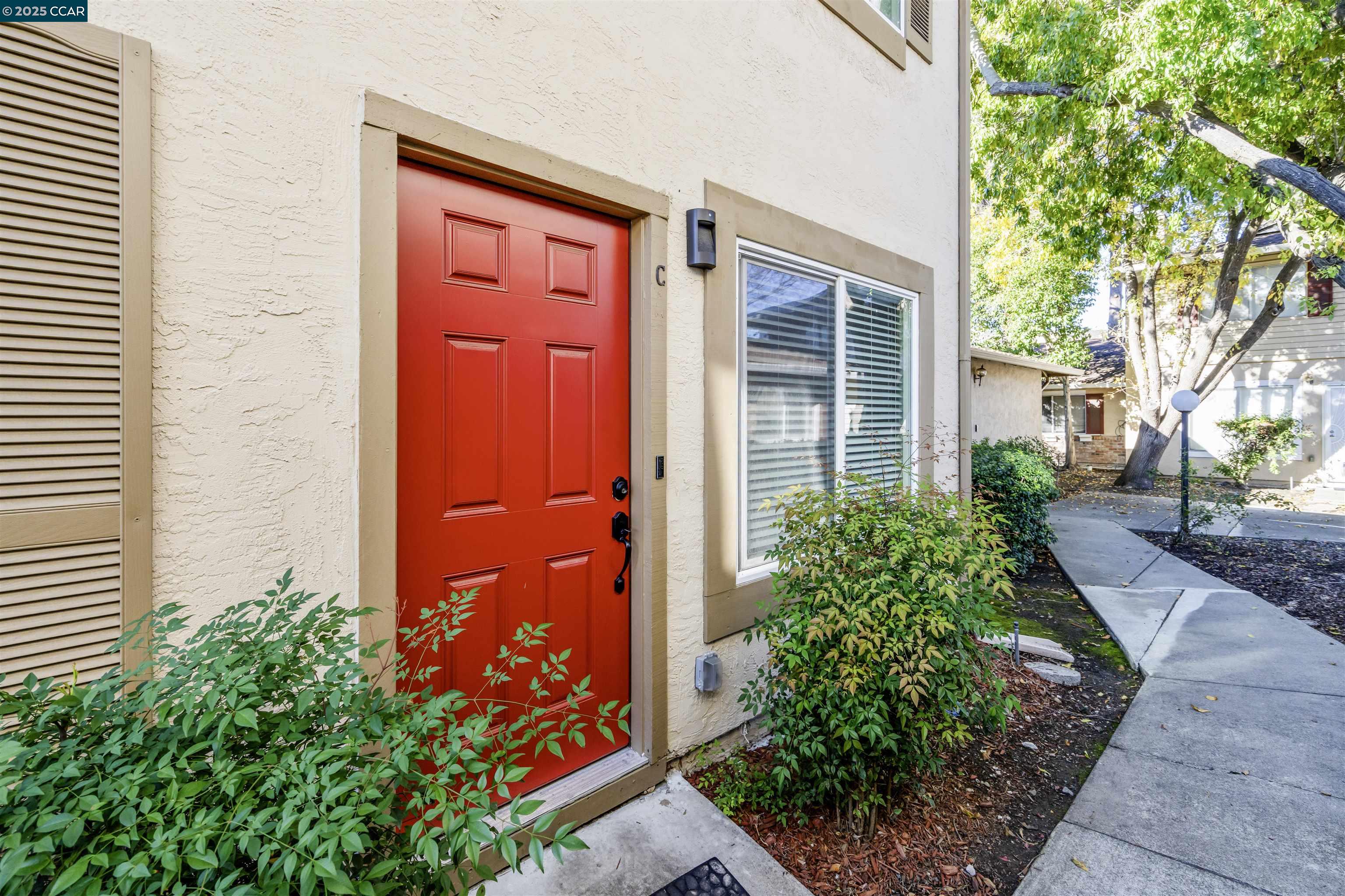 Detail Gallery Image 18 of 40 For 2593 El Portal Dr. #C,  San Pablo,  CA 94806 - 2 Beds | 2/1 Baths