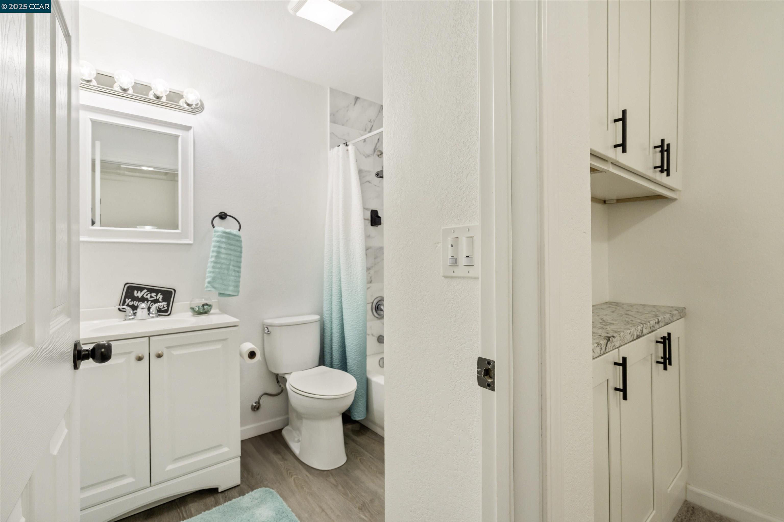 Detail Gallery Image 37 of 40 For 2593 El Portal Dr. #C,  San Pablo,  CA 94806 - 2 Beds | 2/1 Baths