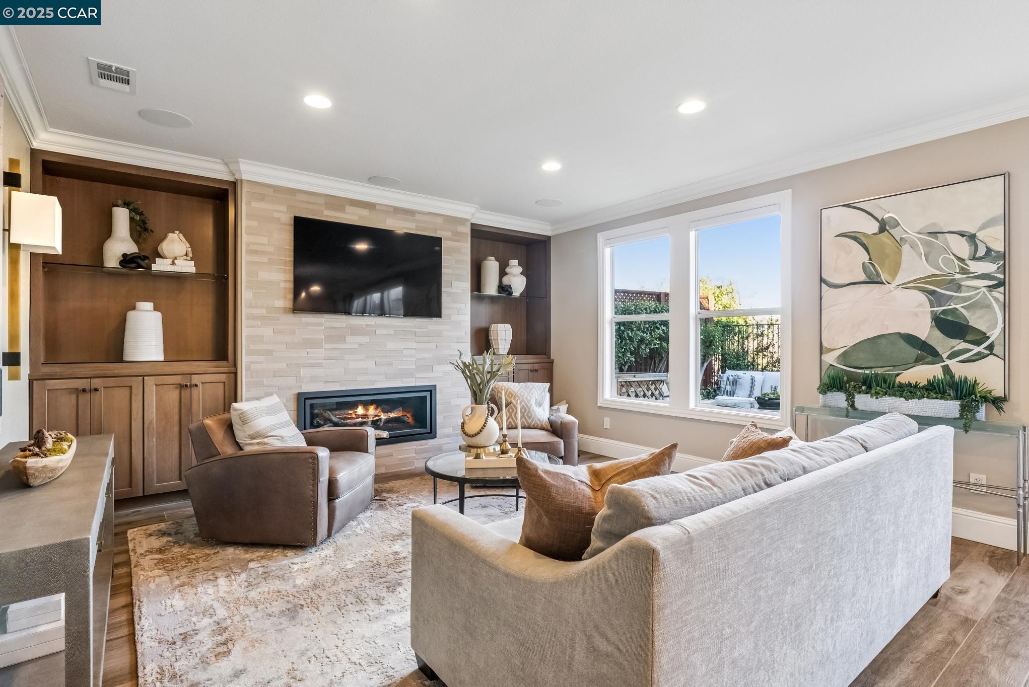 Detail Gallery Image 16 of 60 For 113 Bordeaux Ct, Martinez,  CA 94553 - 4 Beds | 2/1 Baths