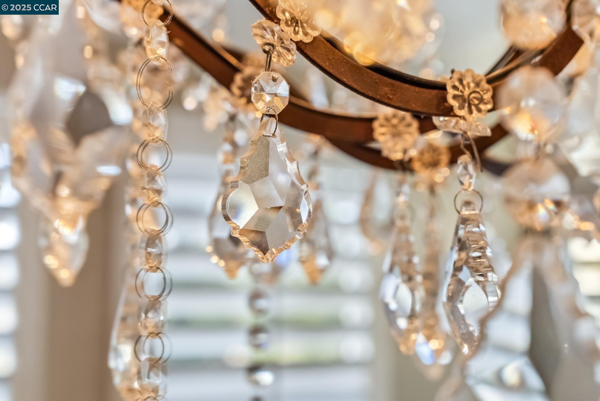 Detail Gallery Image 33 of 60 For 113 Bordeaux Ct, Martinez,  CA 94553 - 4 Beds | 2/1 Baths