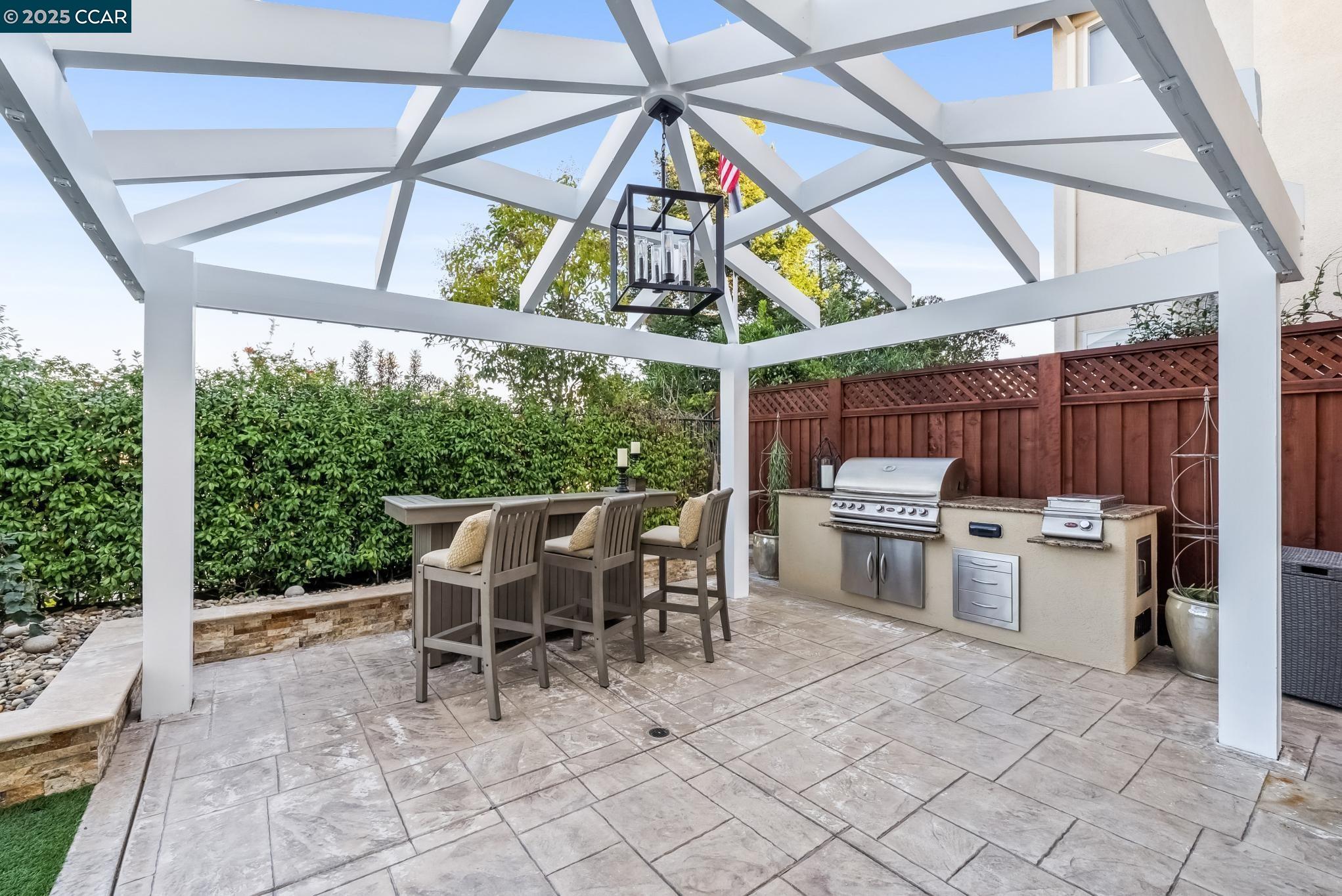 Detail Gallery Image 52 of 60 For 113 Bordeaux Ct, Martinez,  CA 94553 - 4 Beds | 2/1 Baths