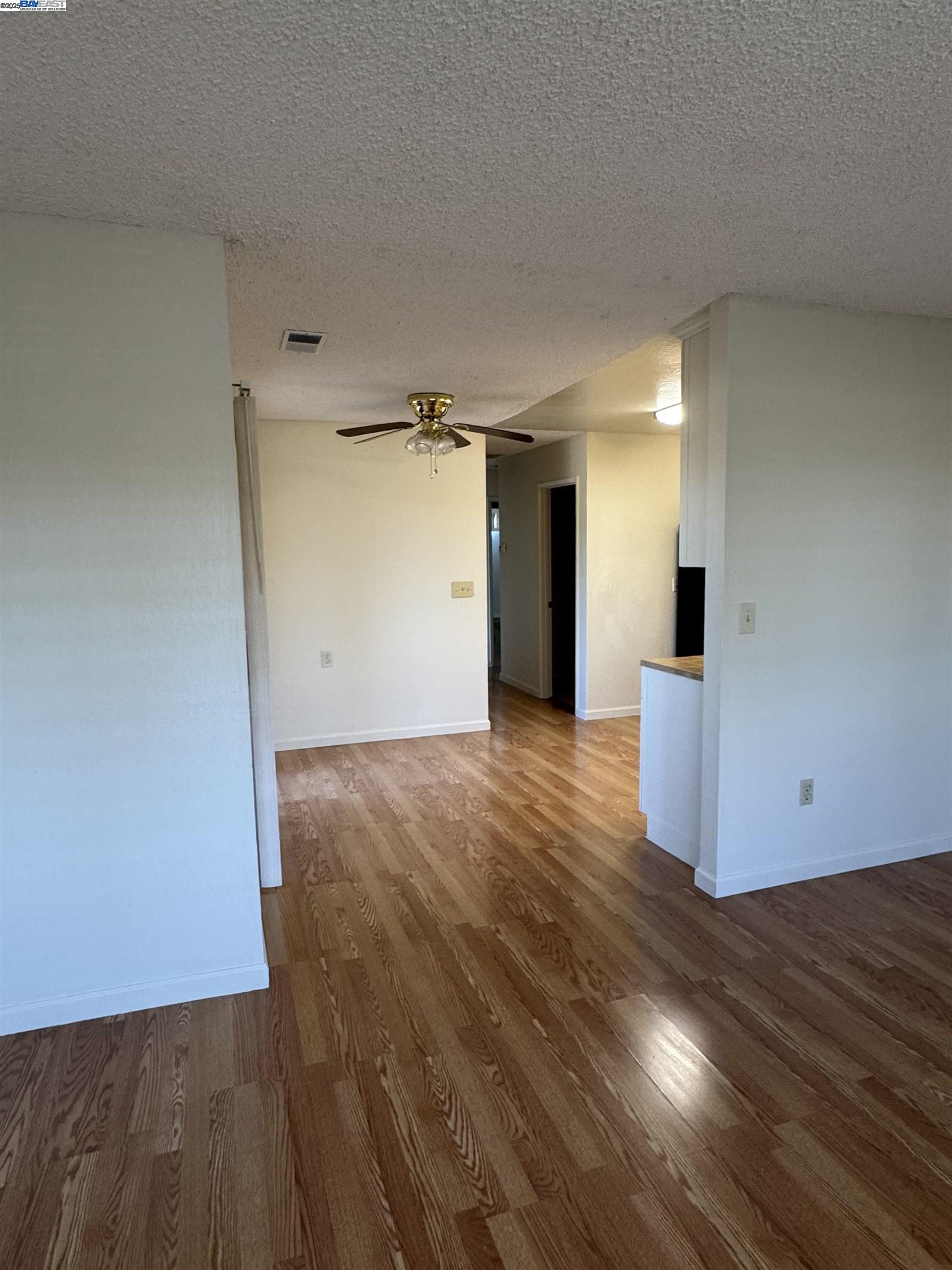 Detail Gallery Image 7 of 10 For 2389 3rd. Street, Livermore,  CA 94550 - 2 Beds | 1 Baths