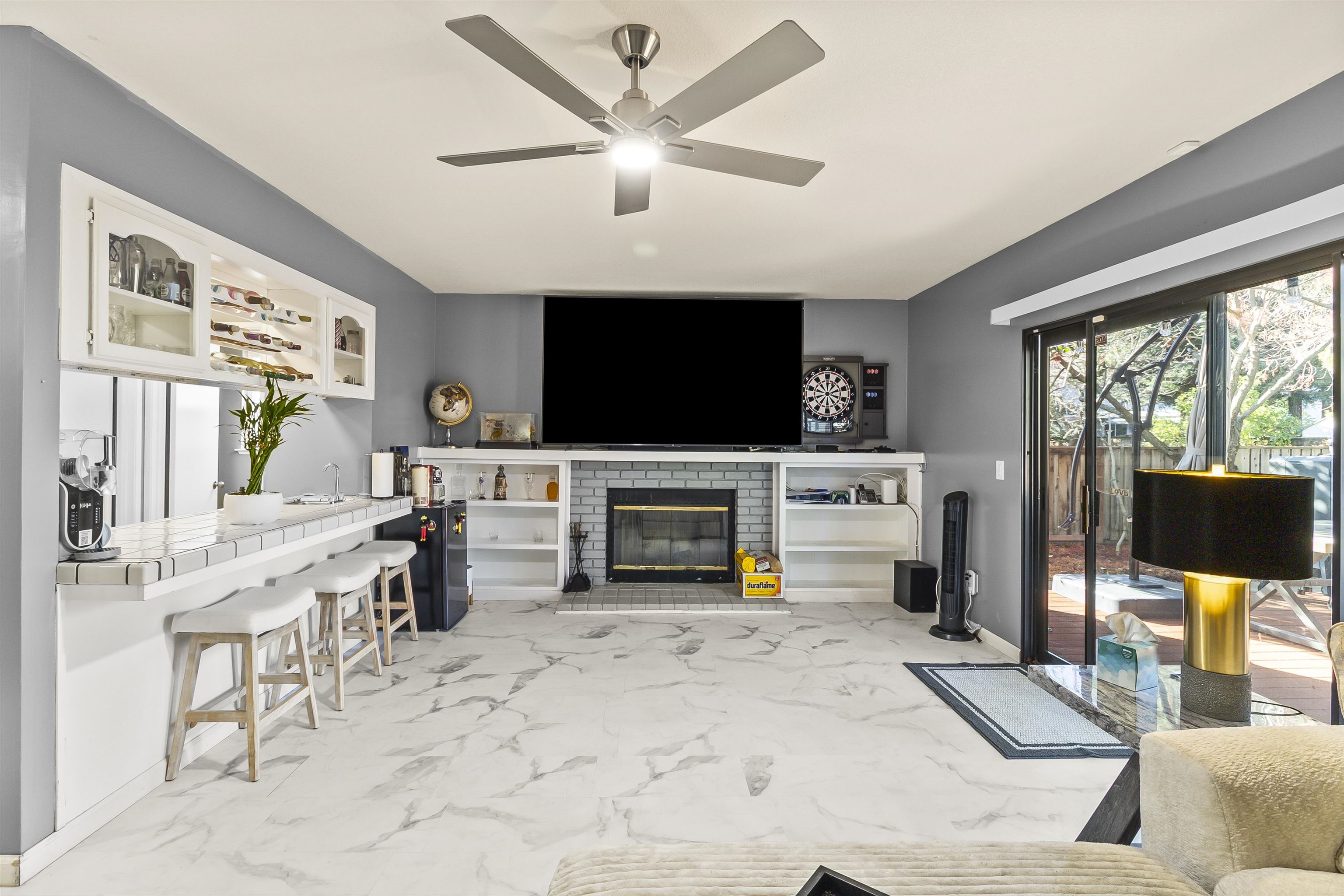 Detail Gallery Image 19 of 52 For 415 Oakwood Cir, Fairfield,  CA 94534 - 4 Beds | 2/1 Baths