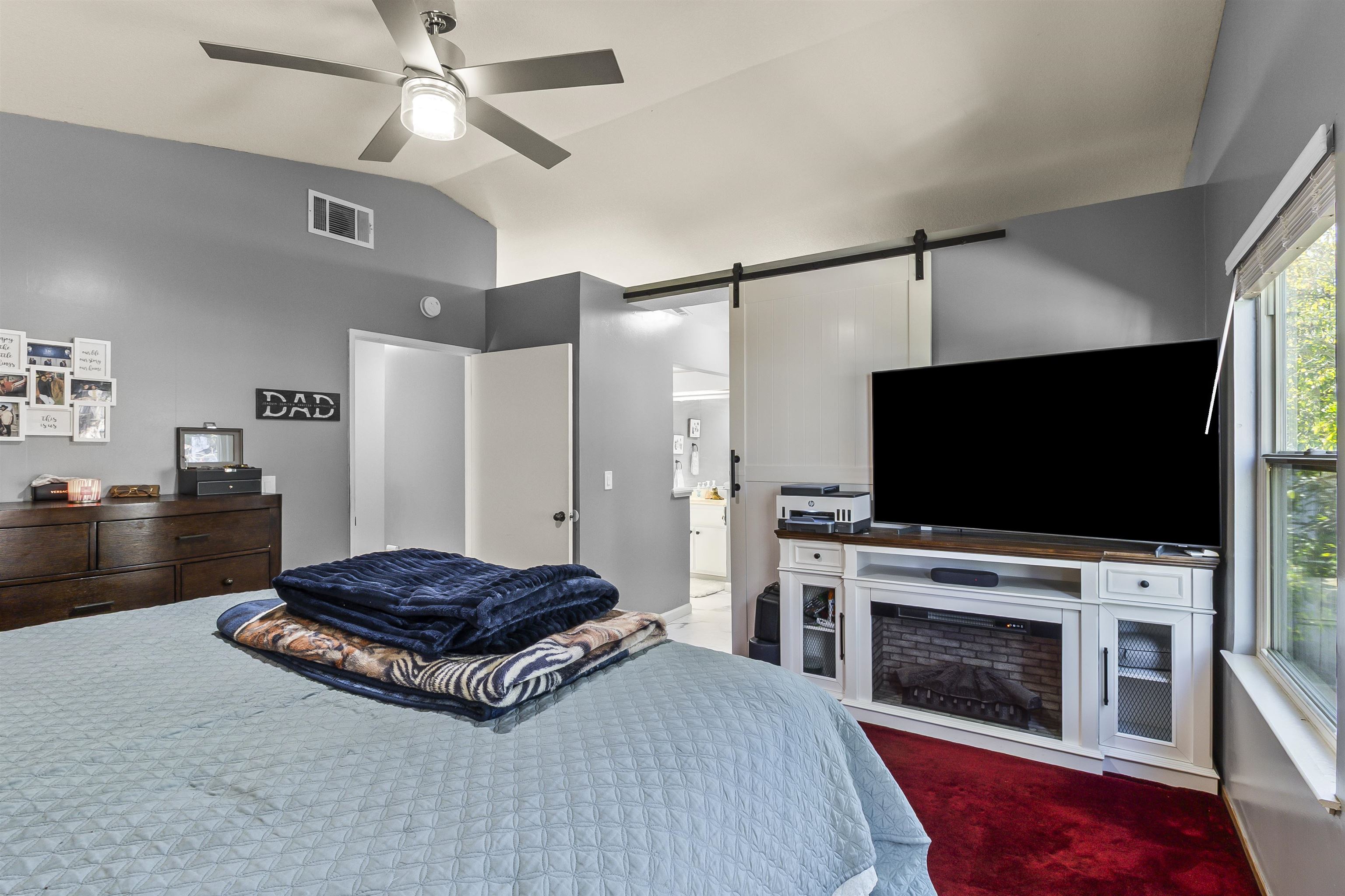 Detail Gallery Image 27 of 52 For 415 Oakwood Cir, Fairfield,  CA 94534 - 4 Beds | 2/1 Baths