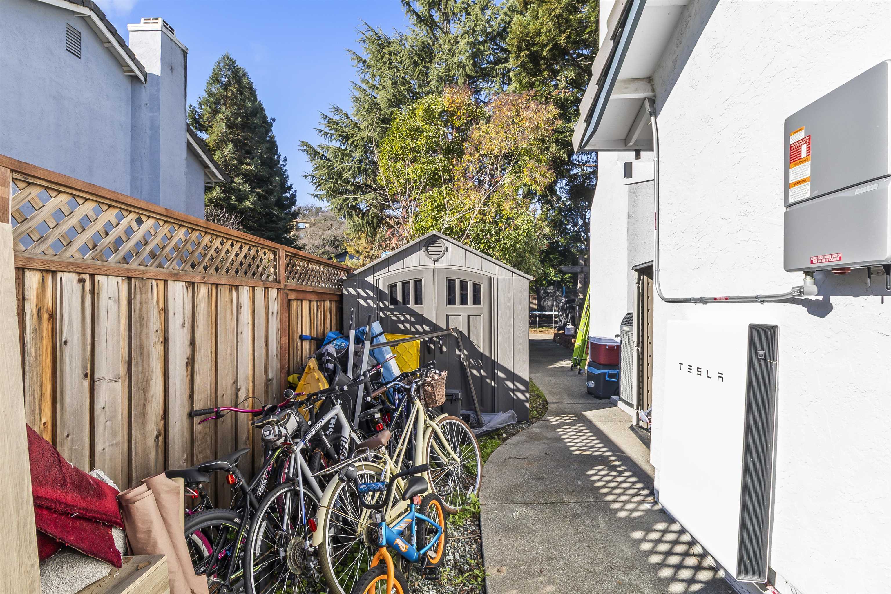 Detail Gallery Image 50 of 52 For 415 Oakwood Cir, Fairfield,  CA 94534 - 4 Beds | 2/1 Baths