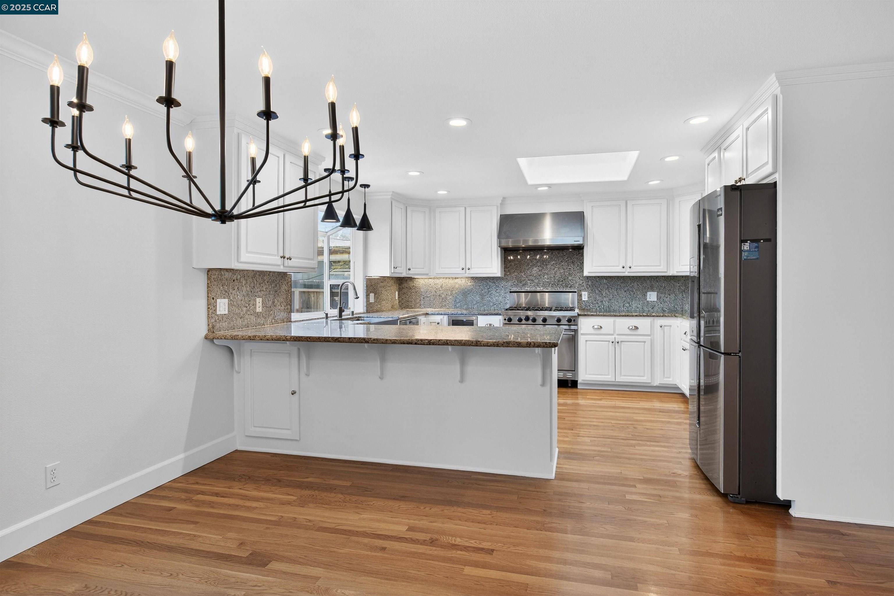 Detail Gallery Image 17 of 58 For 2425 Alvarado Dr, Santa Clara,  CA 95051 - 9 Beds | 5/1 Baths