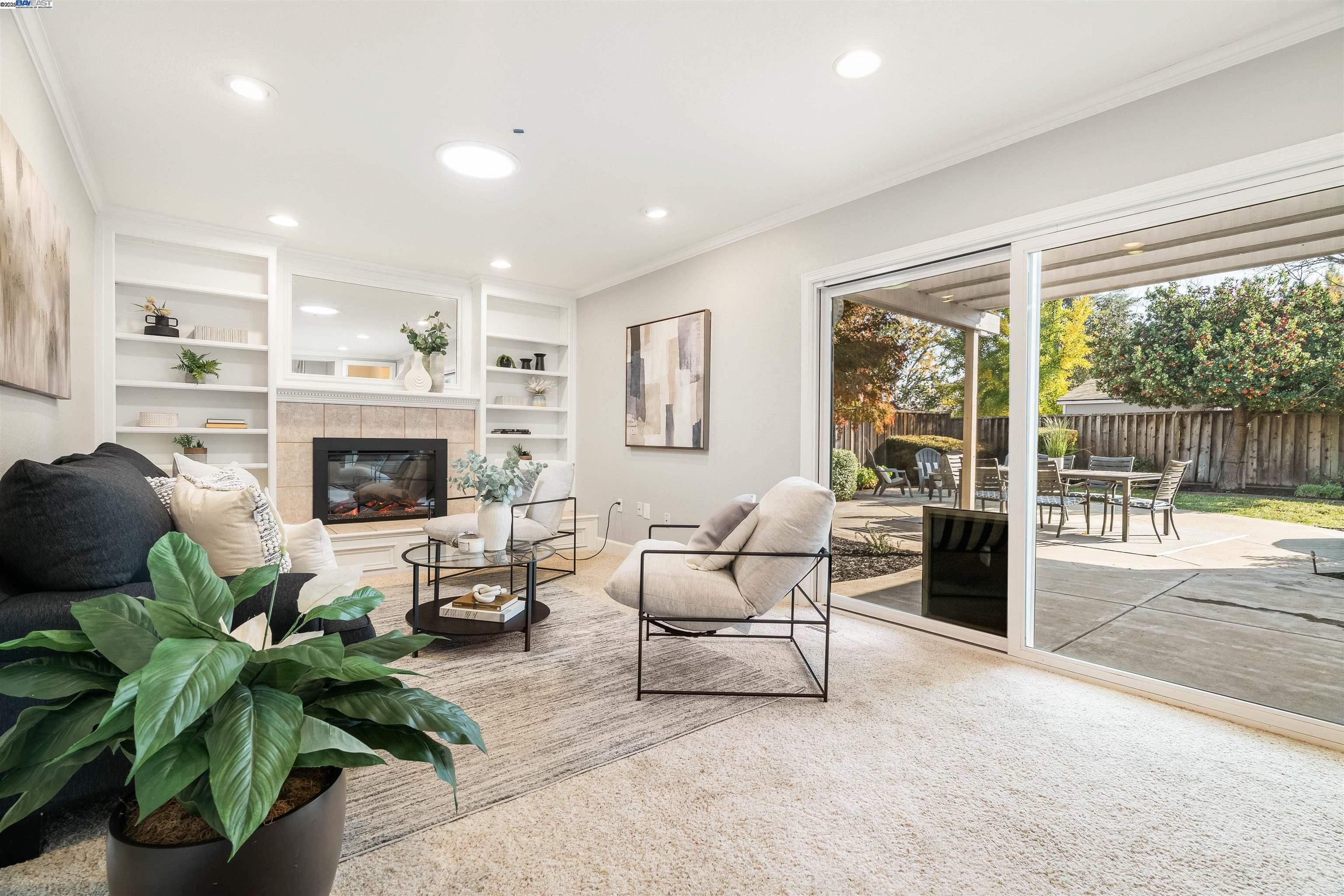 Detail Gallery Image 11 of 30 For 4050 Silver, Pleasanton,  CA 94566 - 3 Beds | 2 Baths