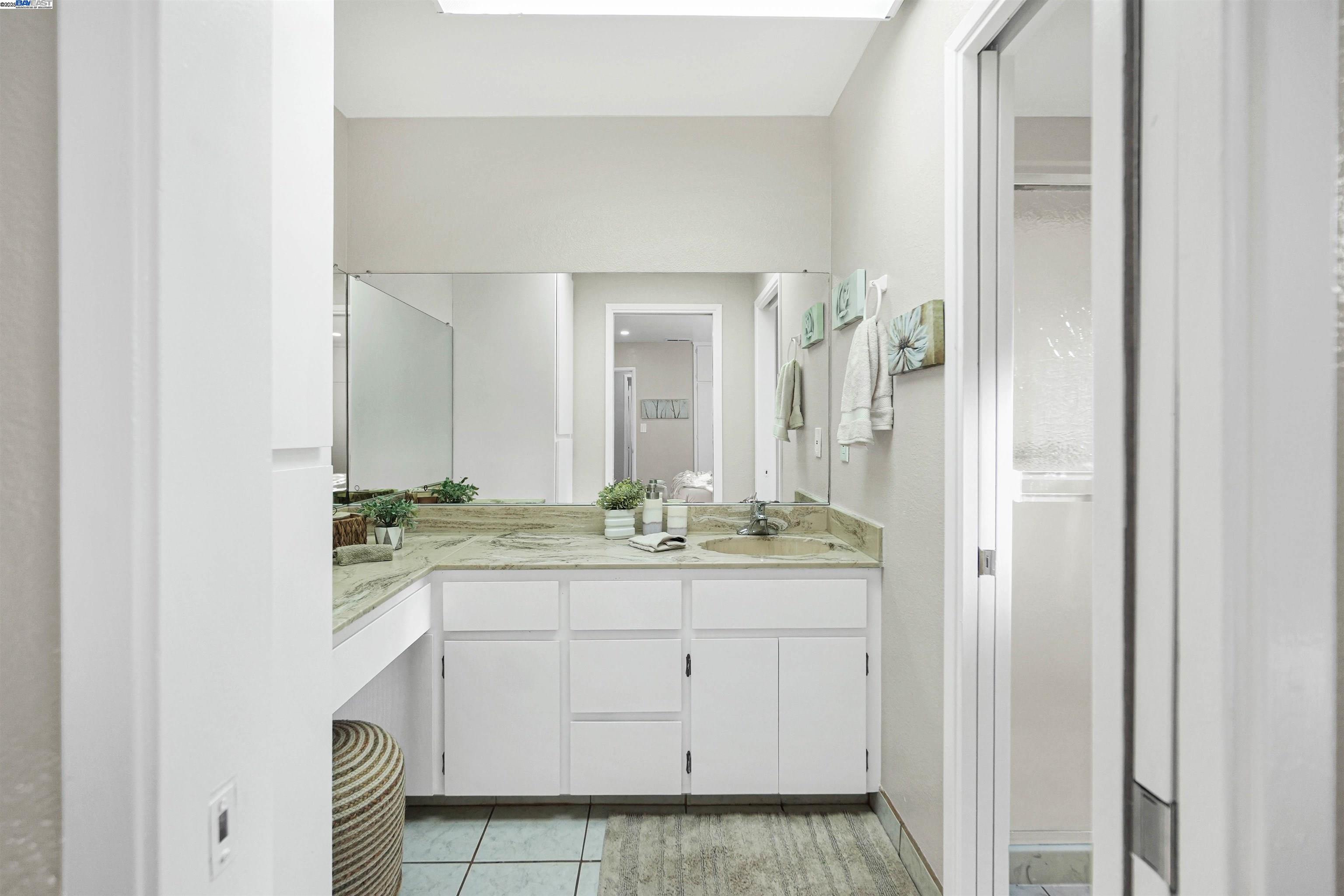 Detail Gallery Image 22 of 41 For 39580 Eric St, Fremont,  CA 94538 - 3 Beds | 2 Baths