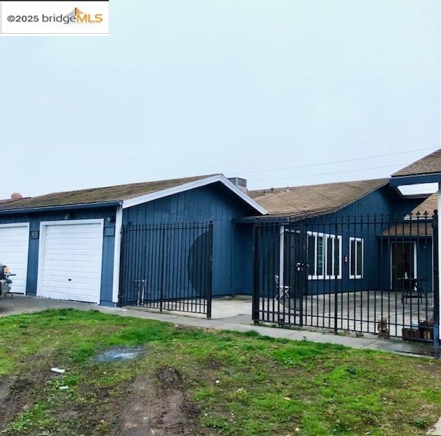 Detail Gallery Image 2 of 7 For 453 453 Jill Cir, Stockton,  CA 95210 - – Beds | – Baths