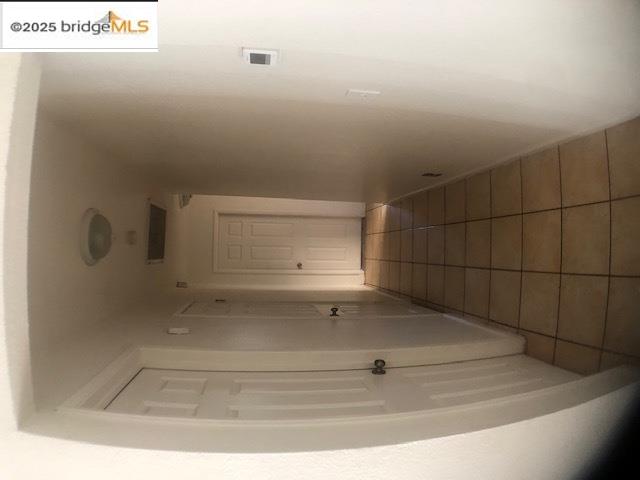 Detail Gallery Image 6 of 7 For 453 453 Jill Cir, Stockton,  CA 95210 - – Beds | – Baths