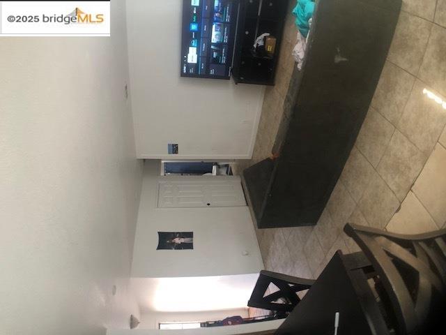 Detail Gallery Image 7 of 7 For 453 453 Jill Cir, Stockton,  CA 95210 - – Beds | – Baths