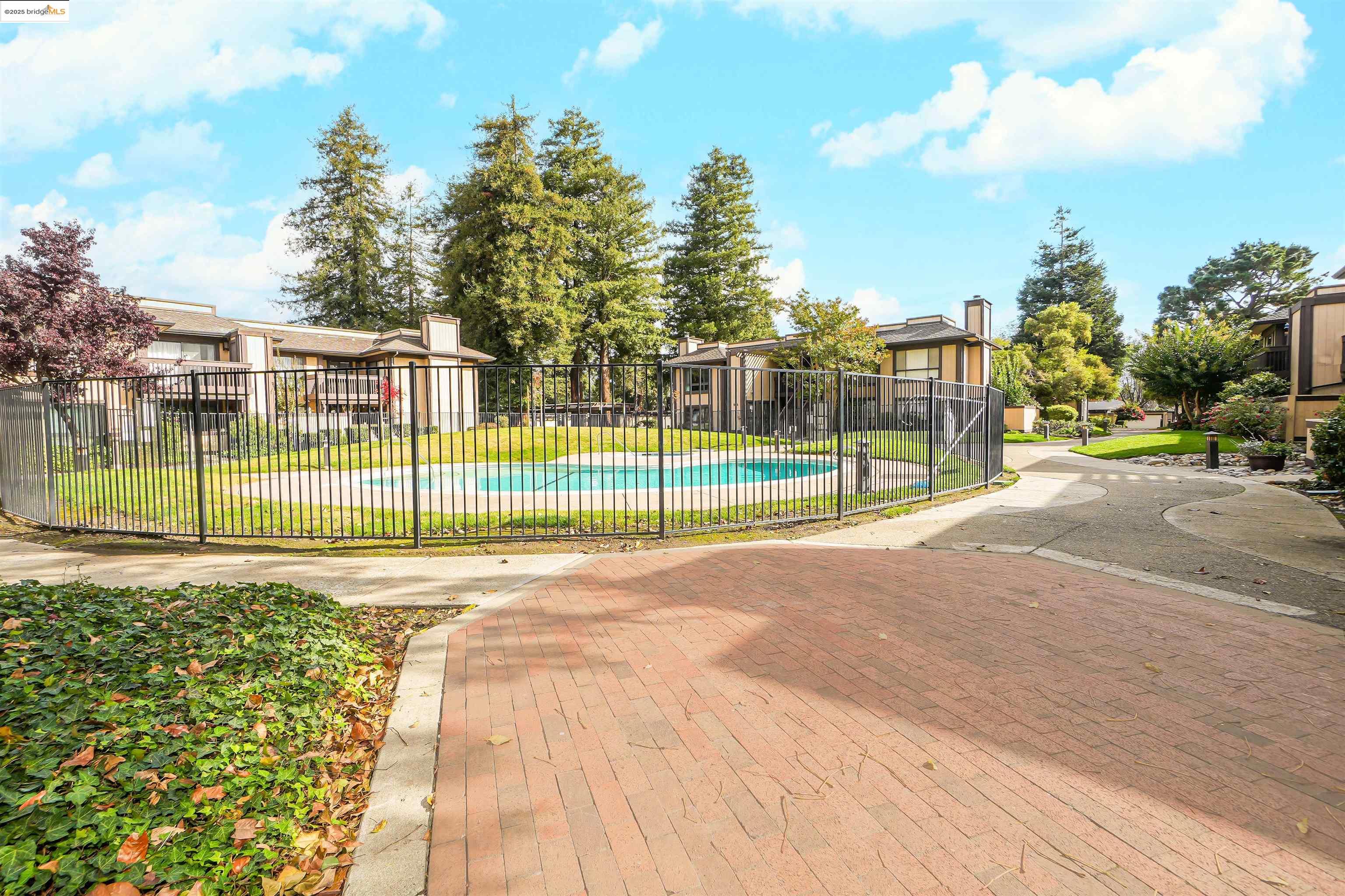 Detail Gallery Image 38 of 58 For 39090 Presidio Way #235,  Fremont,  CA 94538 - 2 Beds | 2 Baths