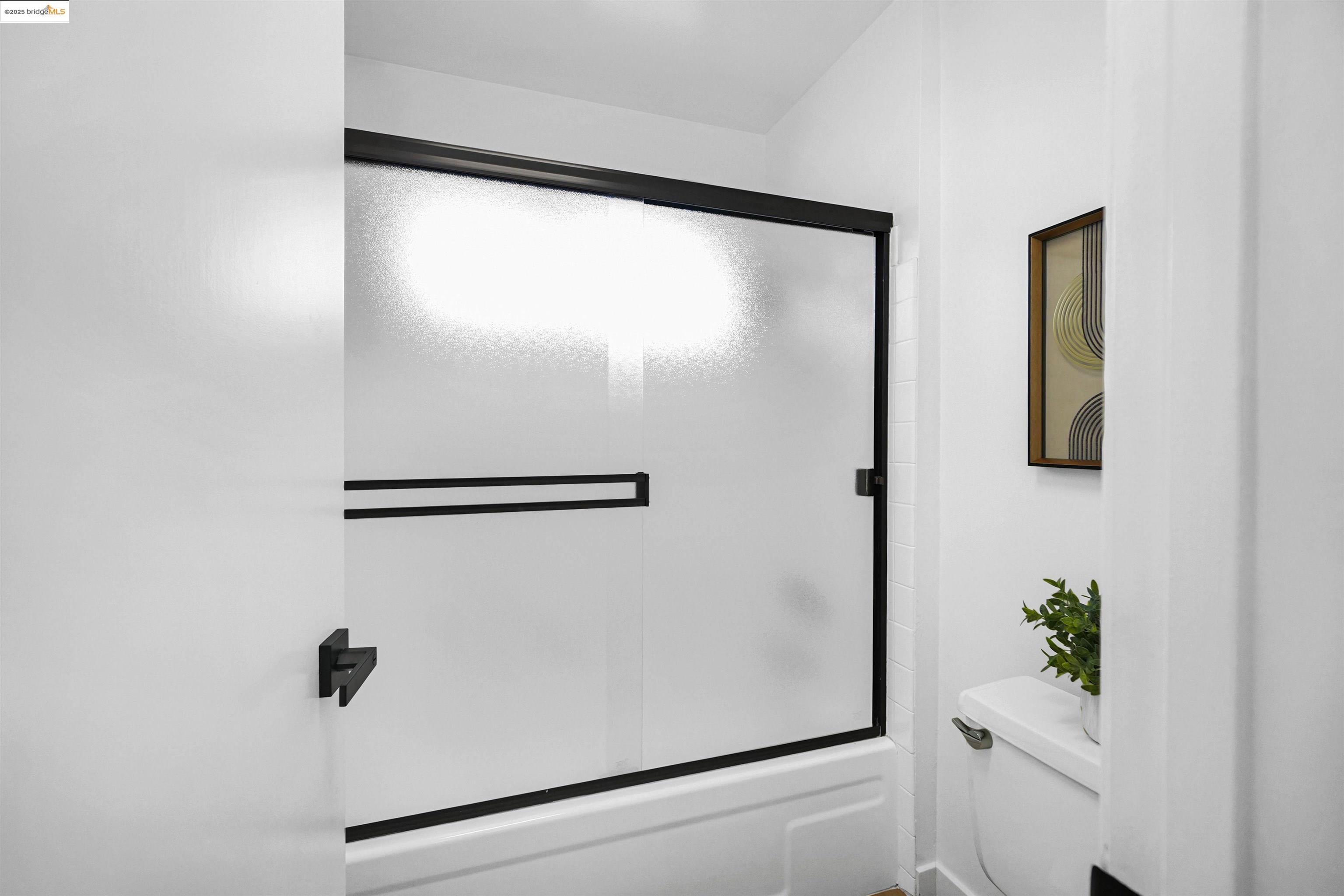 Detail Gallery Image 9 of 58 For 39090 Presidio Way #235,  Fremont,  CA 94538 - 2 Beds | 2 Baths