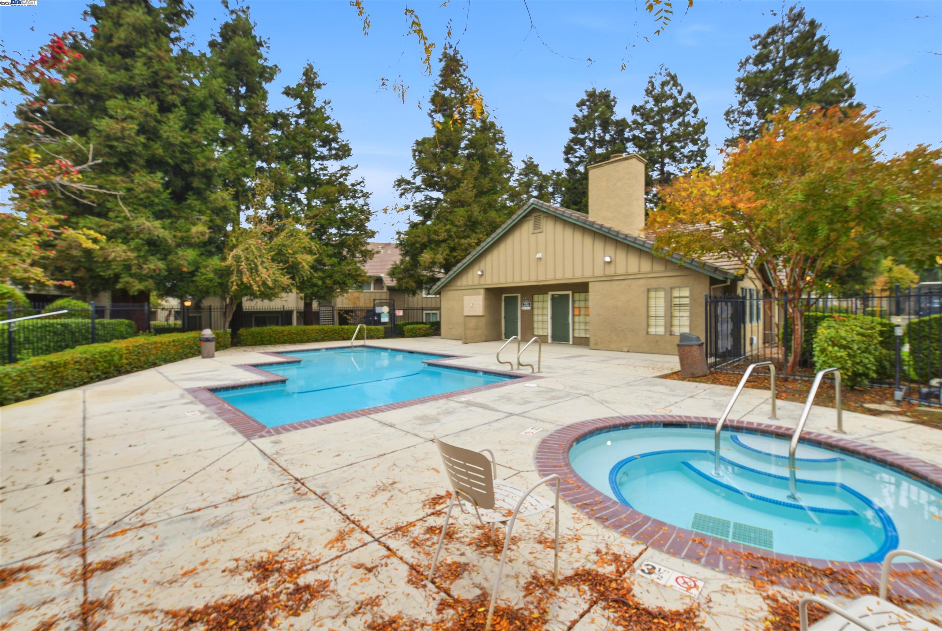 Photo #18: 41118283 Listing: Photo #18