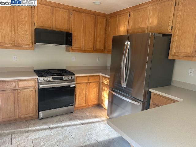 Detail Gallery Image 7 of 26 For 7187 Briza Loop, San Ramon,  CA 94582 - 4 Beds | 3 Baths