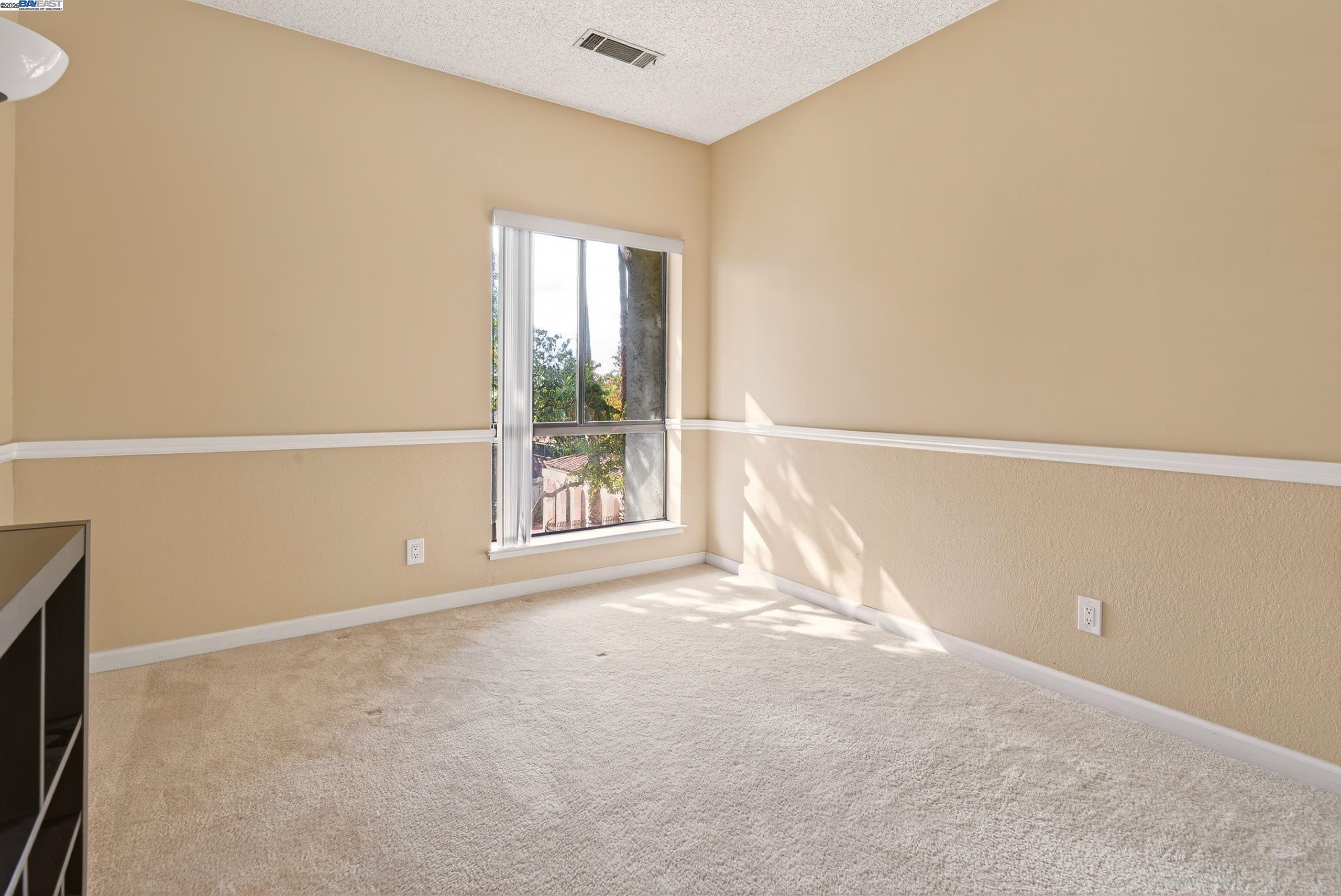 Photo #11: 41118287 Listing: Photo #11