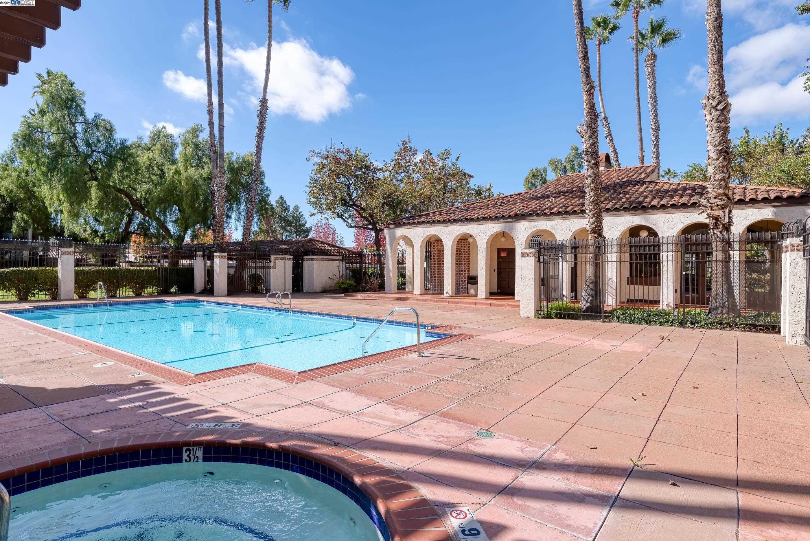 Photo #22: 41118287 Listing: Photo #22