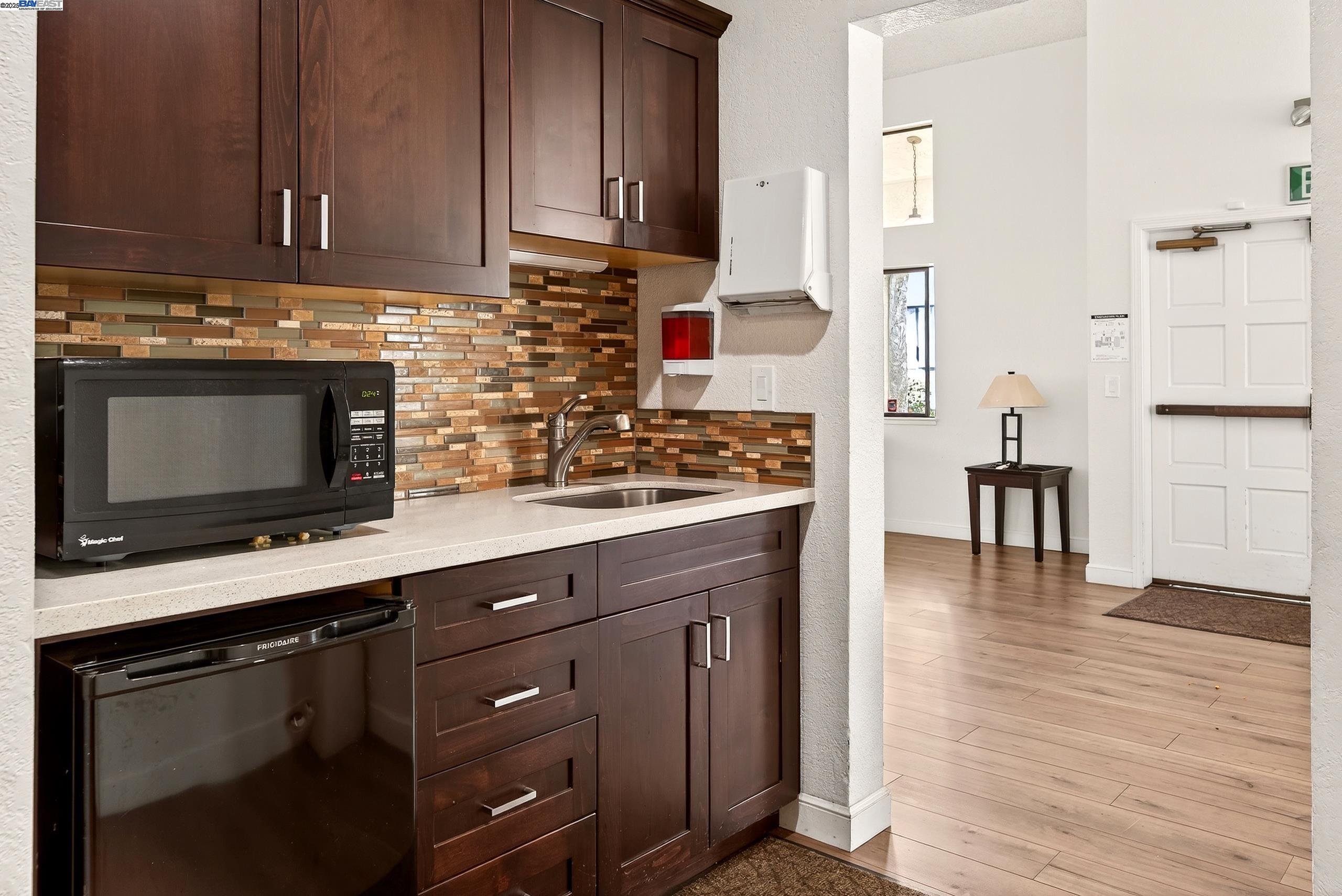 Photo #24: 41118287 Listing: Photo #24