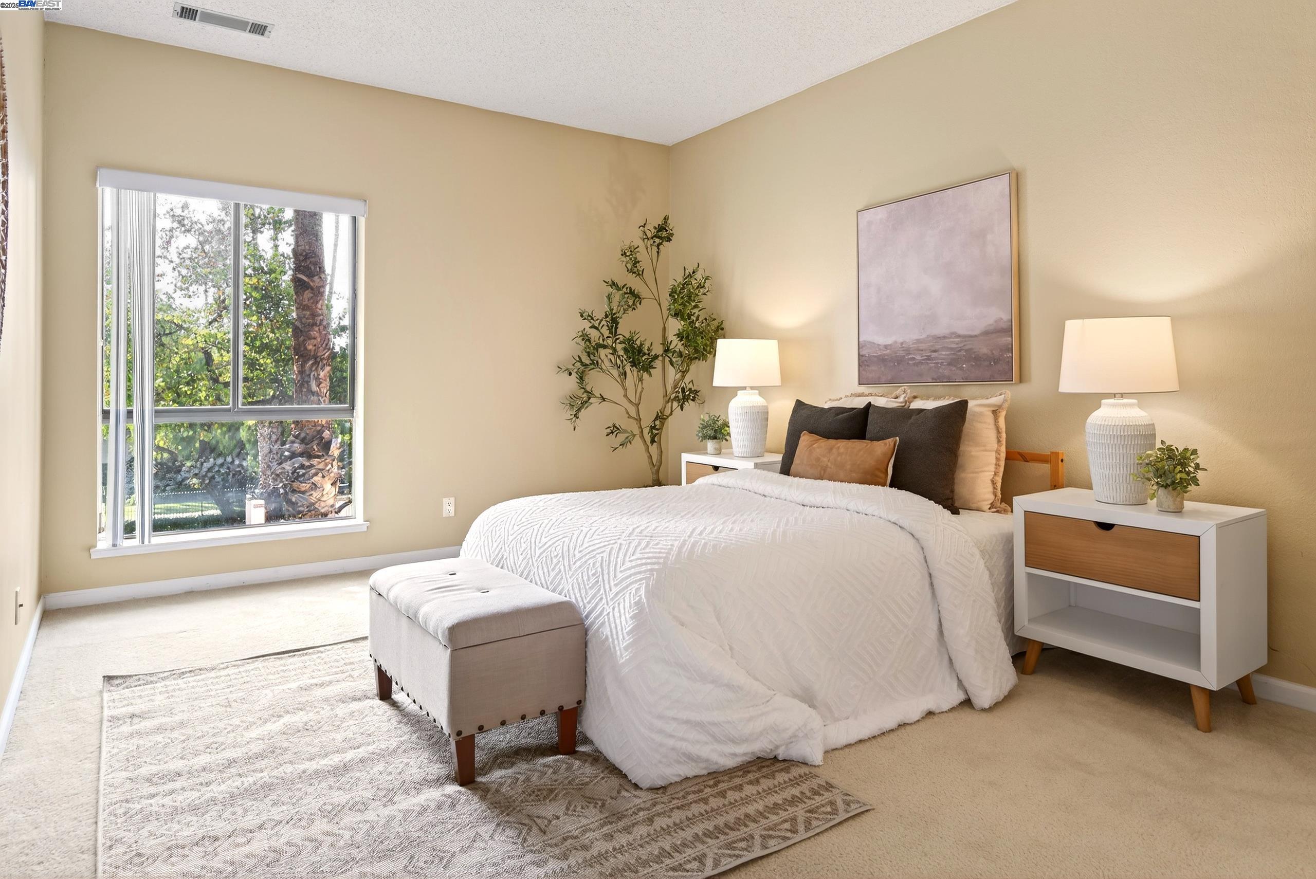 Photo #8: 41118287 Listing: Photo #8