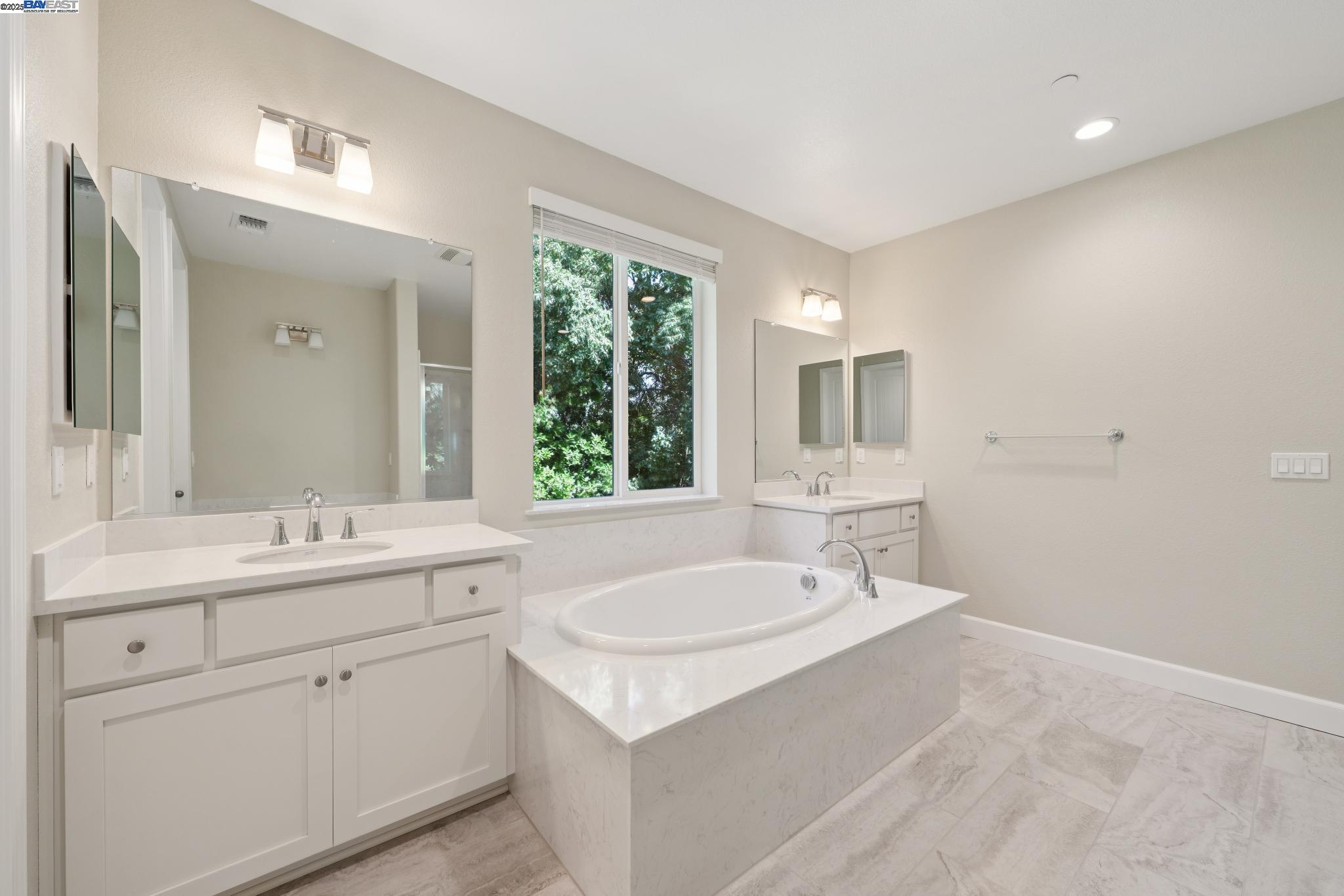 Detail Gallery Image 22 of 42 For 1305 Sunningdale Lane, Fairfield,  CA 94533 - 4 Beds | 2/1 Baths