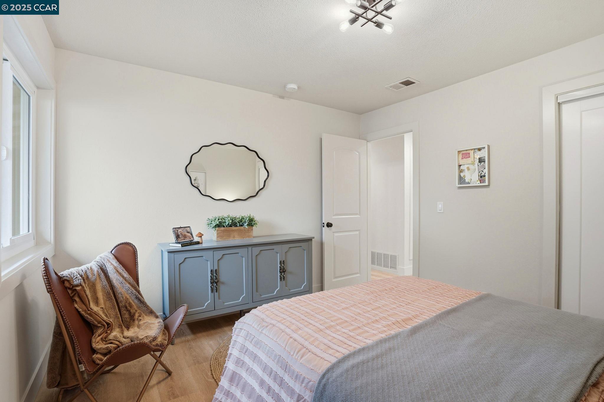 Detail Gallery Image 28 of 39 For 1400 Whitman Rd, Concord,  CA 94518 - 3 Beds | 2 Baths