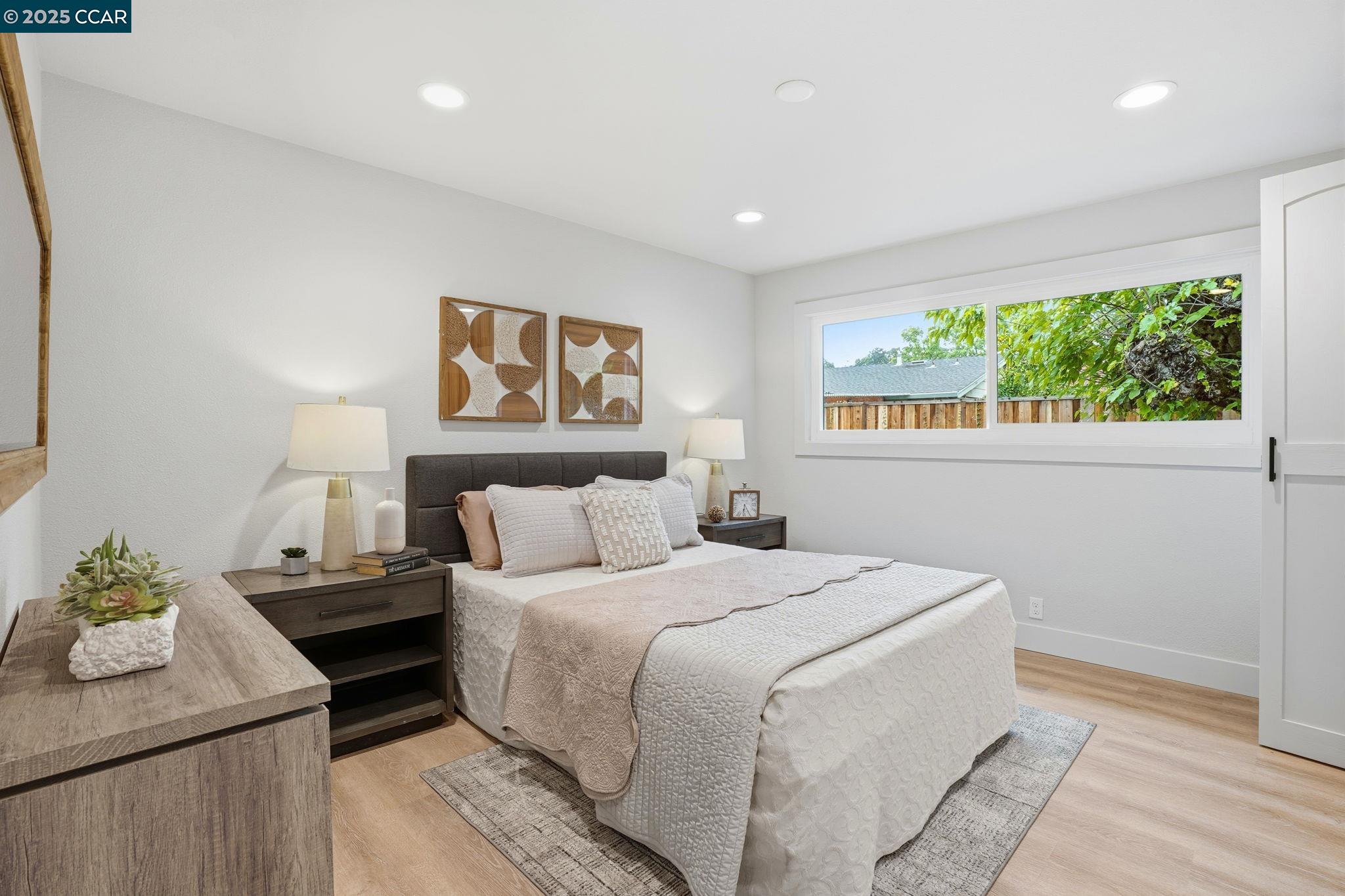 Detail Gallery Image 30 of 39 For 1400 Whitman Rd, Concord,  CA 94518 - 3 Beds | 2 Baths