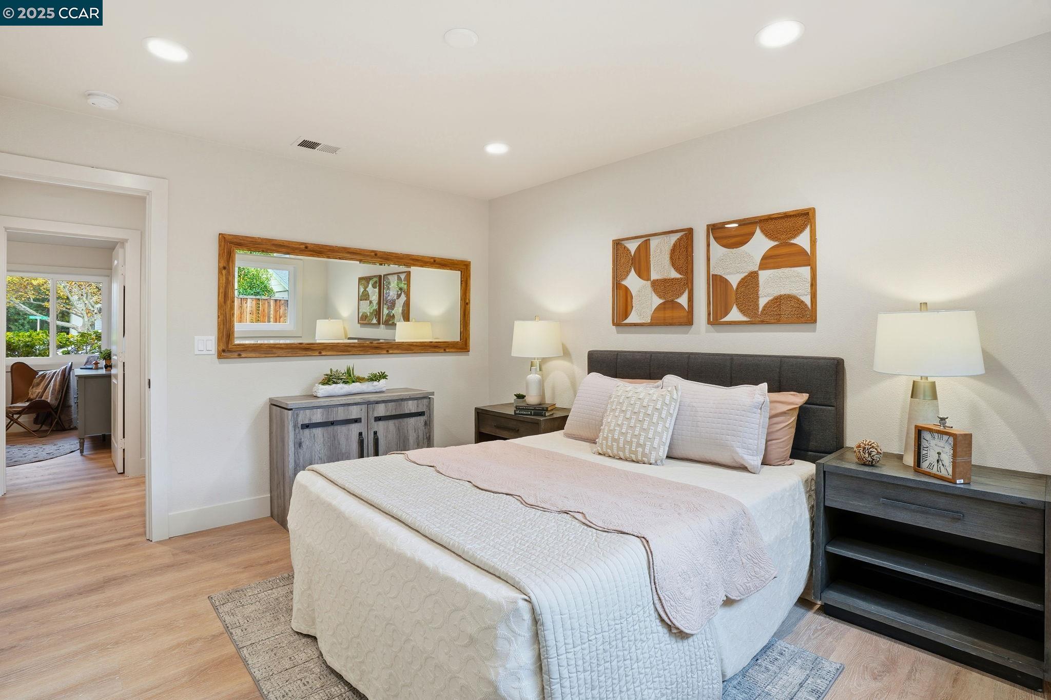 Detail Gallery Image 31 of 39 For 1400 Whitman Rd, Concord,  CA 94518 - 3 Beds | 2 Baths