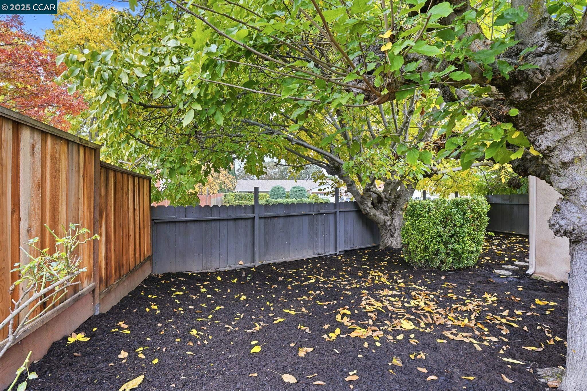 Detail Gallery Image 39 of 39 For 1400 Whitman Rd, Concord,  CA 94518 - 3 Beds | 2 Baths