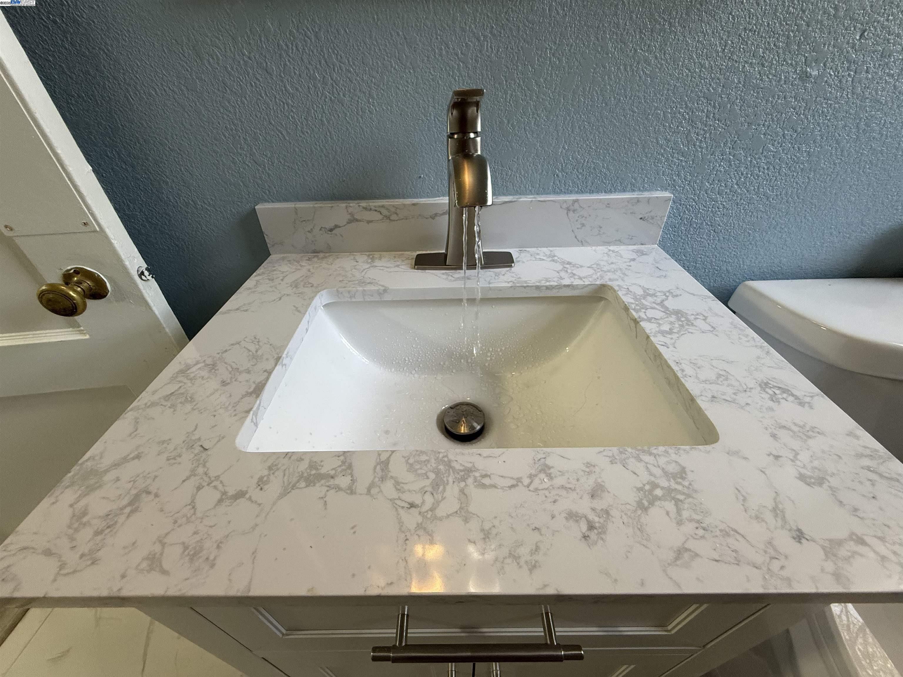 Detail Gallery Image 26 of 38 For 5500 Fruitridge Rd, Sacramento,  CA 95820 - 2 Beds | 1 Baths