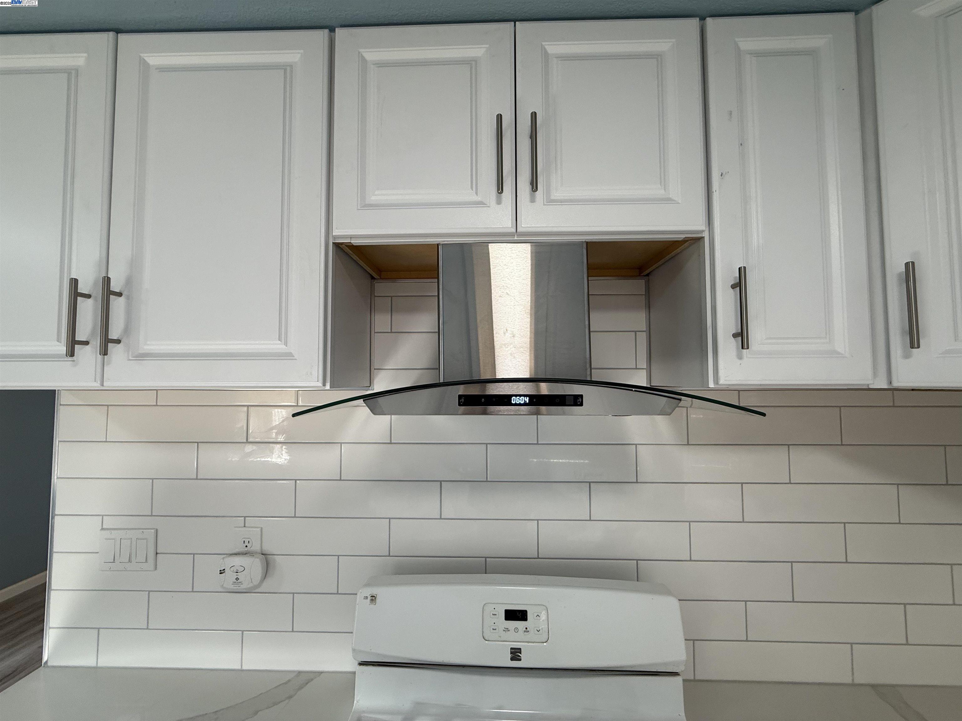 Detail Gallery Image 9 of 38 For 5500 Fruitridge Rd, Sacramento,  CA 95820 - 2 Beds | 1 Baths