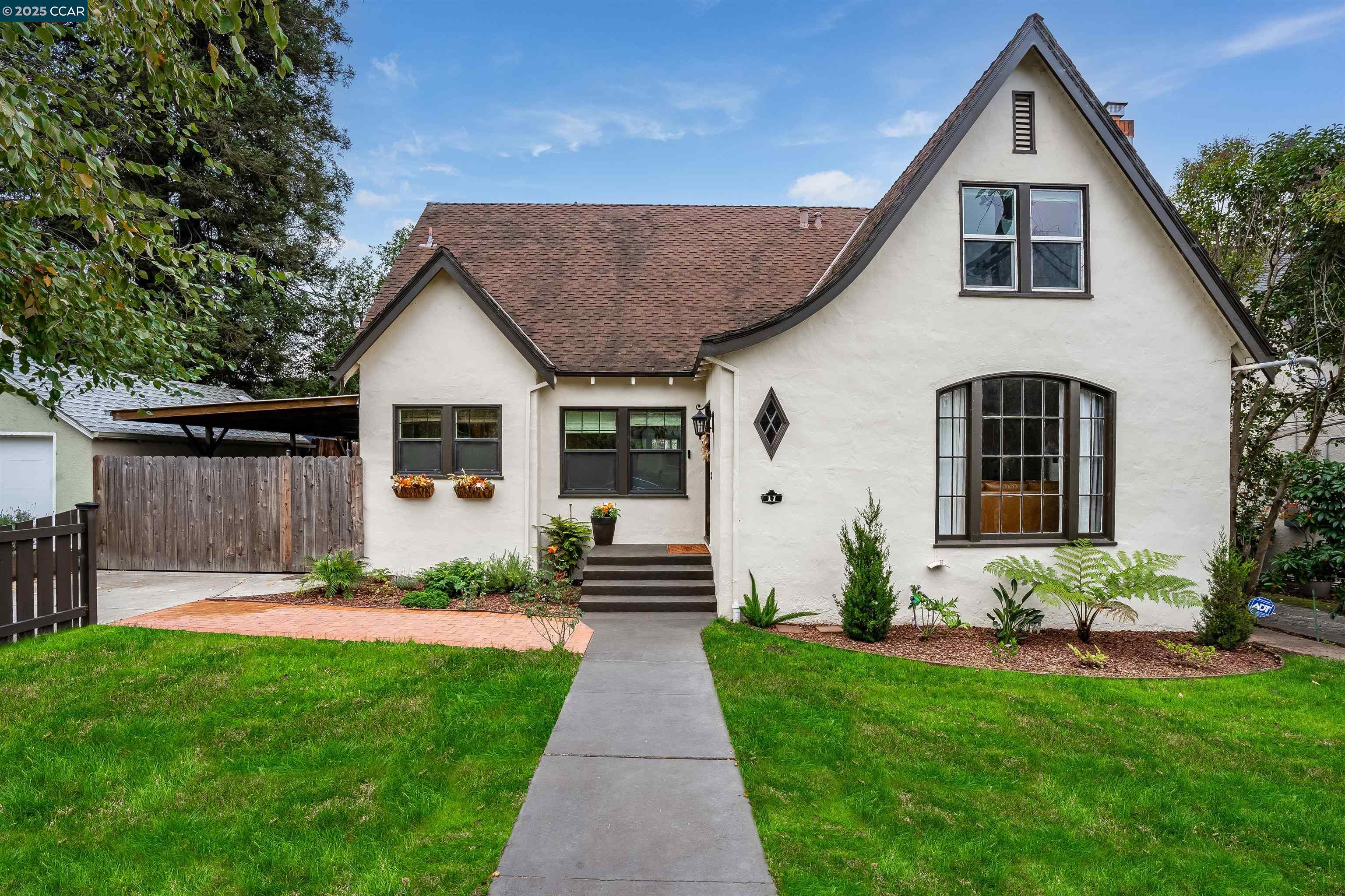 Detail Gallery Image 2 of 60 For 17 Hanns Ave, Vallejo,  CA 94590 - 4 Beds | 2 Baths