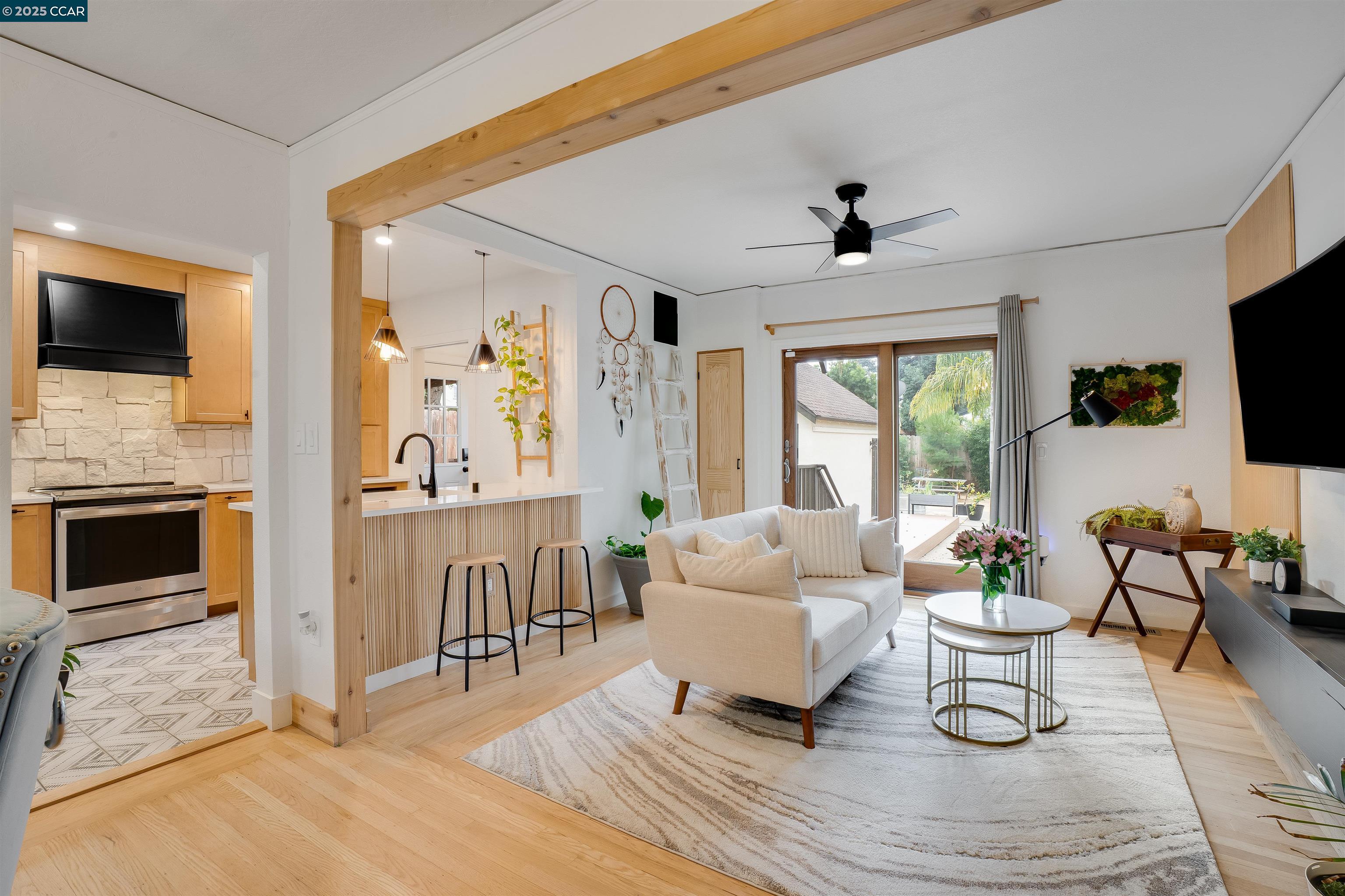 Detail Gallery Image 13 of 60 For 17 Hanns Ave, Vallejo,  CA 94590 - 4 Beds | 2 Baths