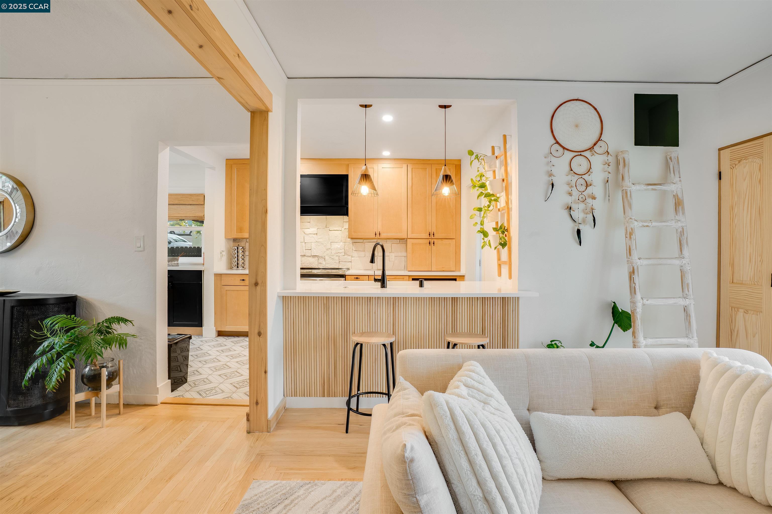 Detail Gallery Image 15 of 60 For 17 Hanns Ave, Vallejo,  CA 94590 - 4 Beds | 2 Baths