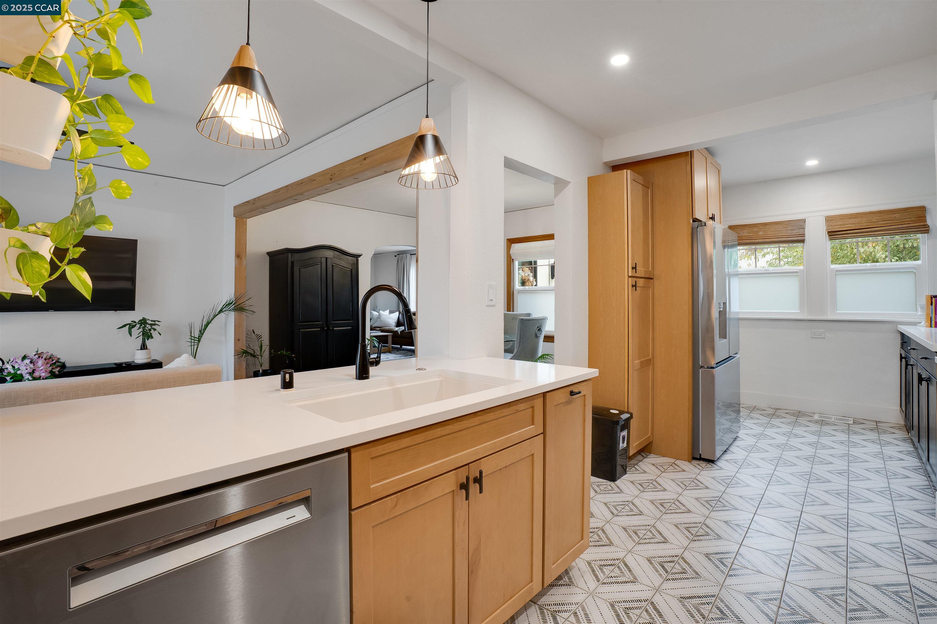 Detail Gallery Image 22 of 60 For 17 Hanns Ave, Vallejo,  CA 94590 - 4 Beds | 2 Baths