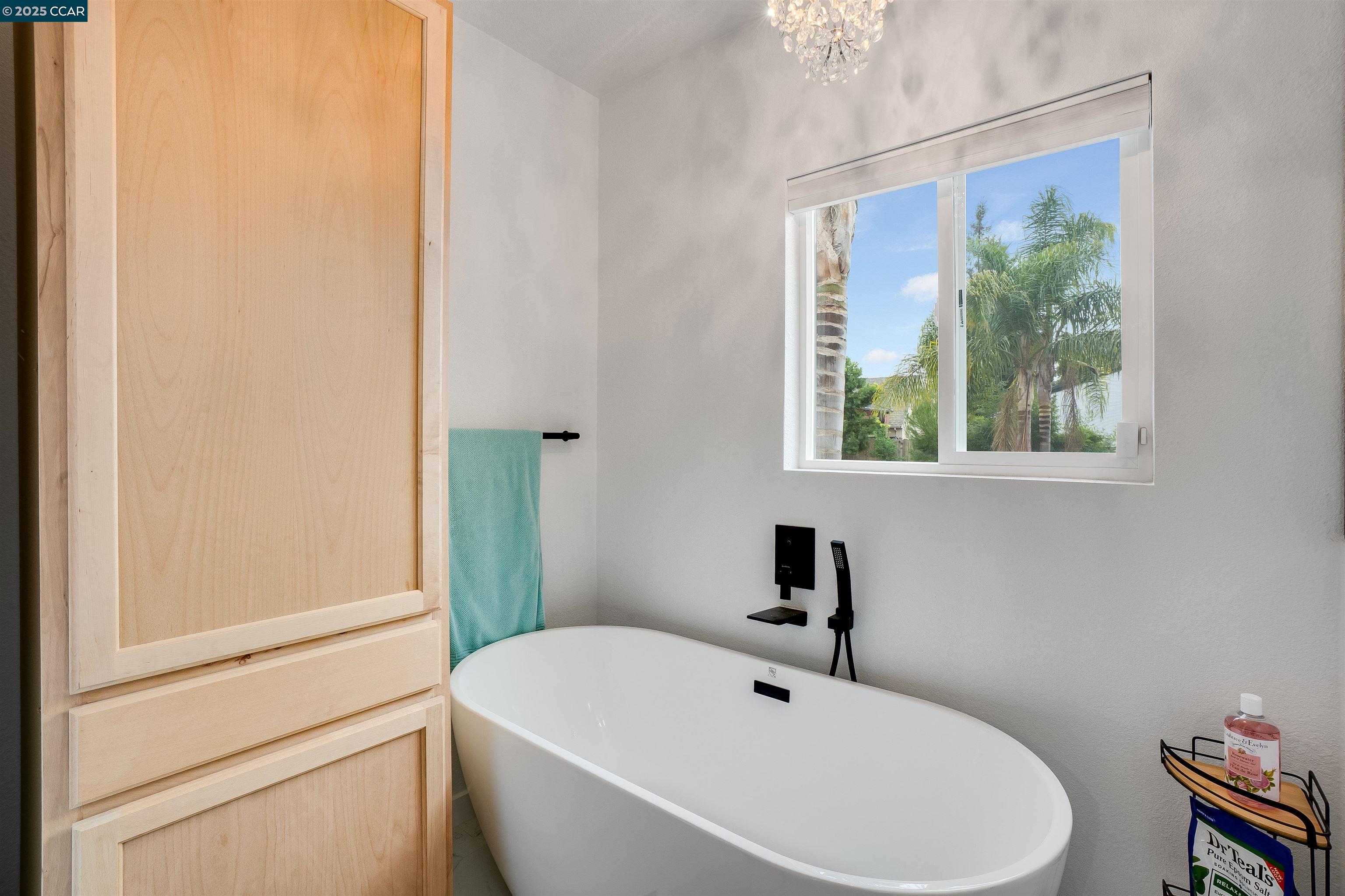 Detail Gallery Image 31 of 60 For 17 Hanns Ave, Vallejo,  CA 94590 - 4 Beds | 2 Baths