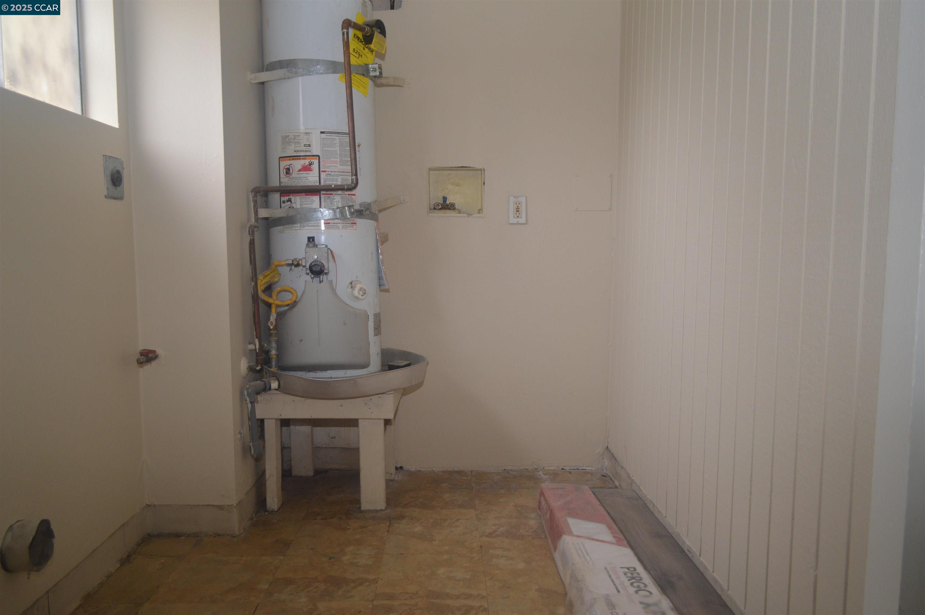 Detail Gallery Image 11 of 19 For 92 Beach Dr, Bay Point,  CA 94565-1407 - 3 Beds | 1 Baths