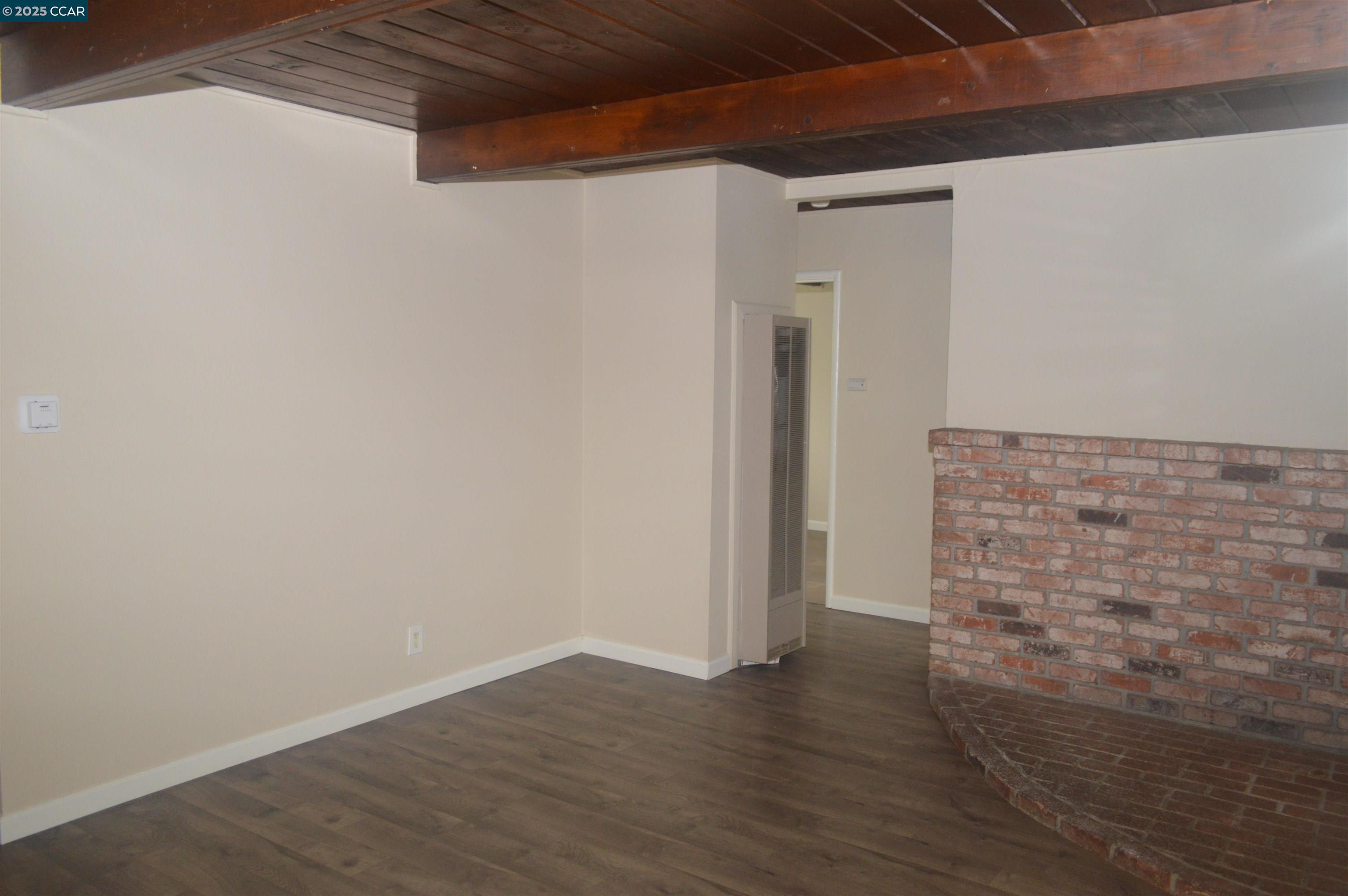 Detail Gallery Image 3 of 19 For 92 Beach Dr, Bay Point,  CA 94565-1407 - 3 Beds | 1 Baths