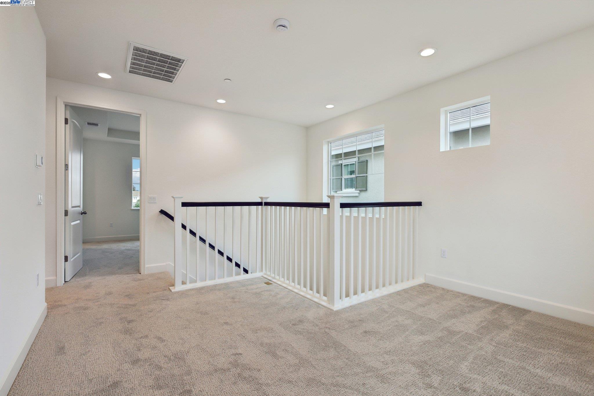 Detail Gallery Image 17 of 31 For 231 Mindy Way, Pittsburg,  CA 94565 - 3 Beds | 2/1 Baths