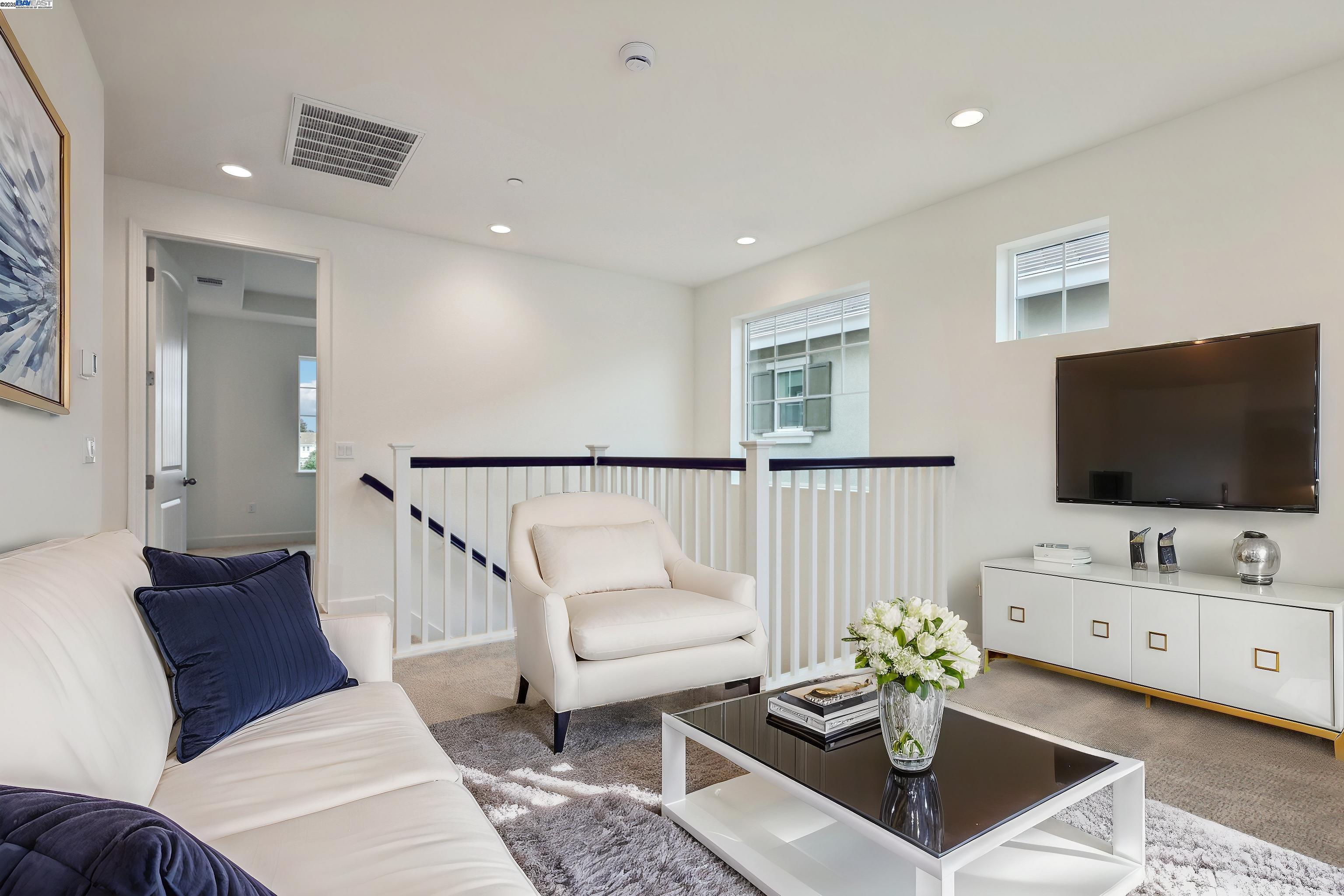 Detail Gallery Image 19 of 35 For 231 Mindy Way, Pittsburg,  CA 94565 - 3 Beds | 2/1 Baths