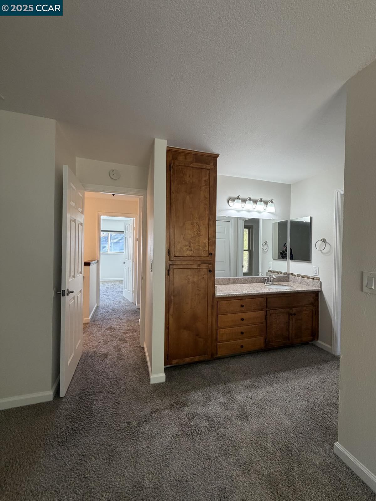 Detail Gallery Image 24 of 40 For 105 via Cabrera Ln, Martinez,  CA 94553 - 3 Beds | 2/1 Baths