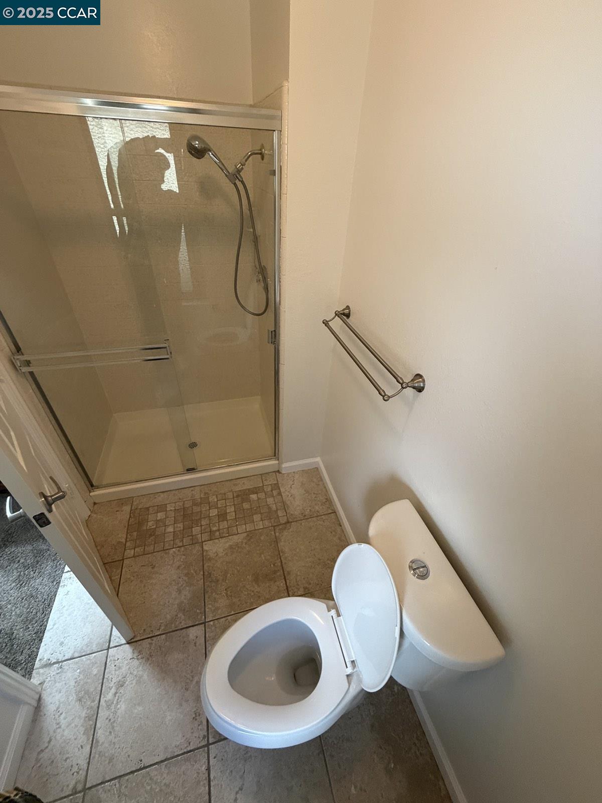 Detail Gallery Image 26 of 40 For 105 via Cabrera Ln, Martinez,  CA 94553 - 3 Beds | 2/1 Baths