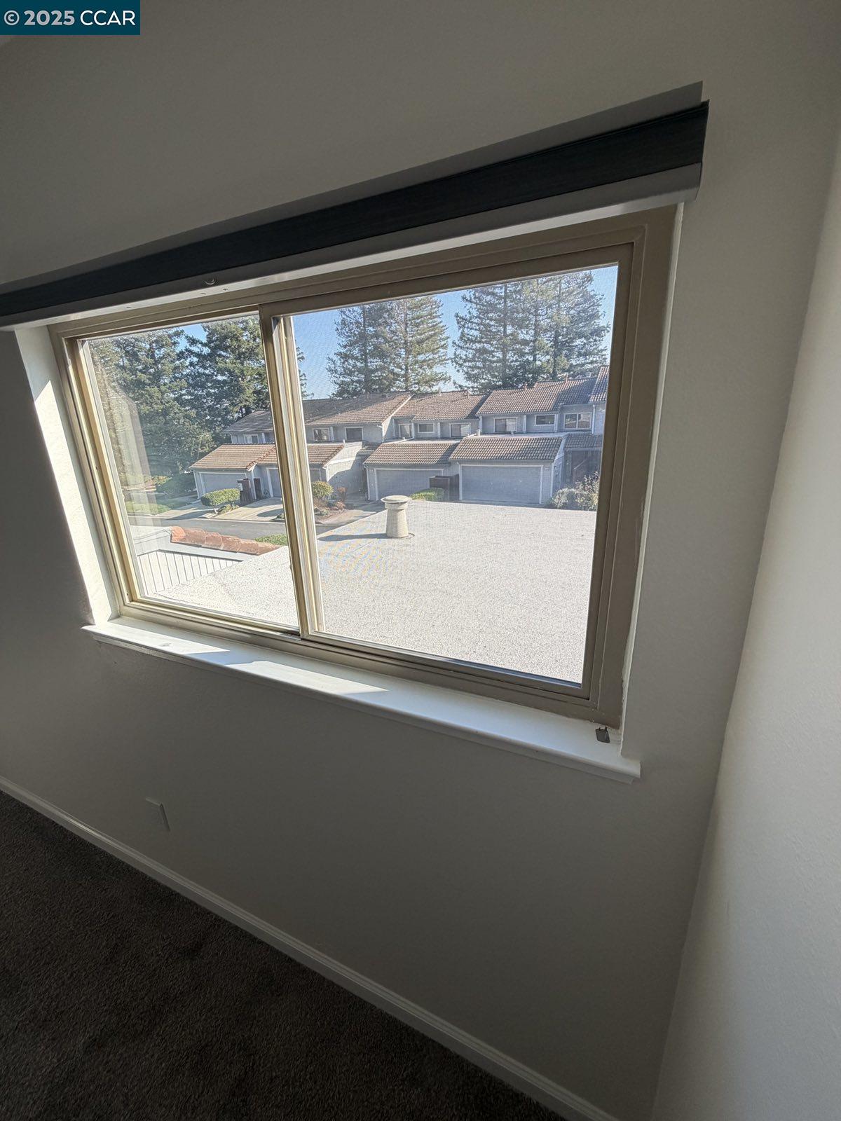 Detail Gallery Image 32 of 40 For 105 via Cabrera Ln, Martinez,  CA 94553 - 3 Beds | 2/1 Baths