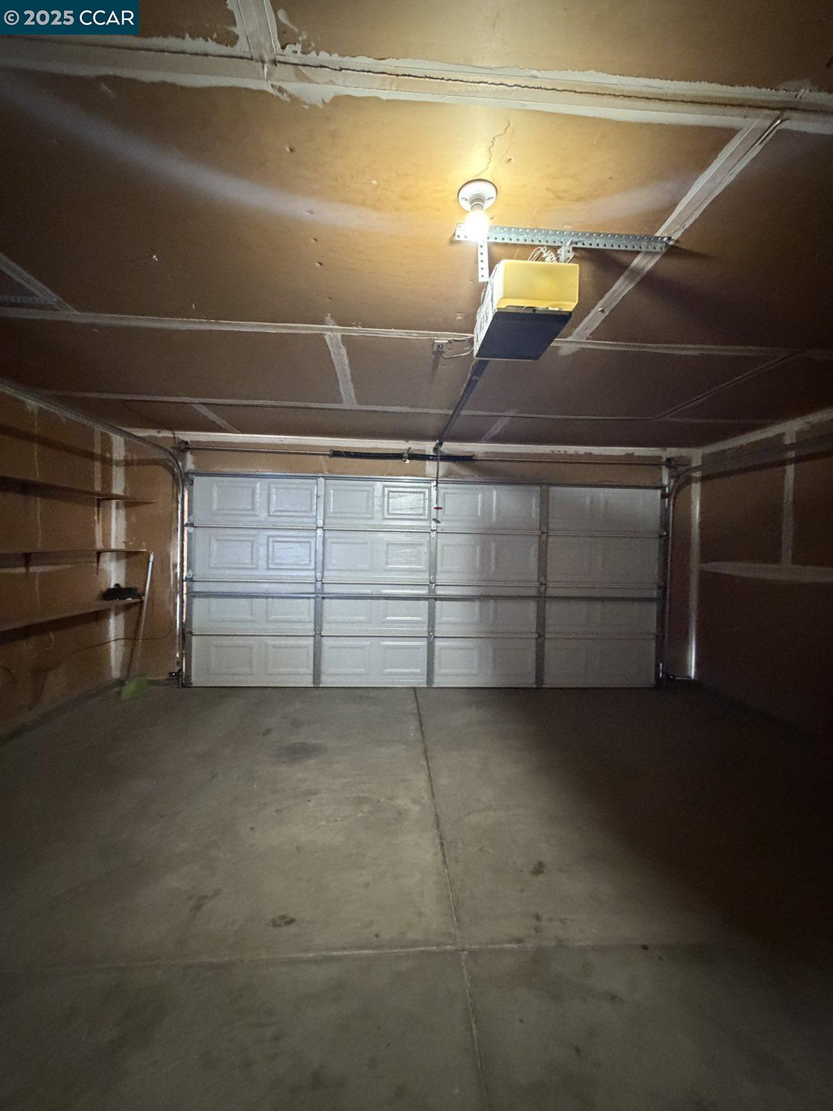 Detail Gallery Image 6 of 40 For 105 via Cabrera Ln, Martinez,  CA 94553 - 3 Beds | 2/1 Baths