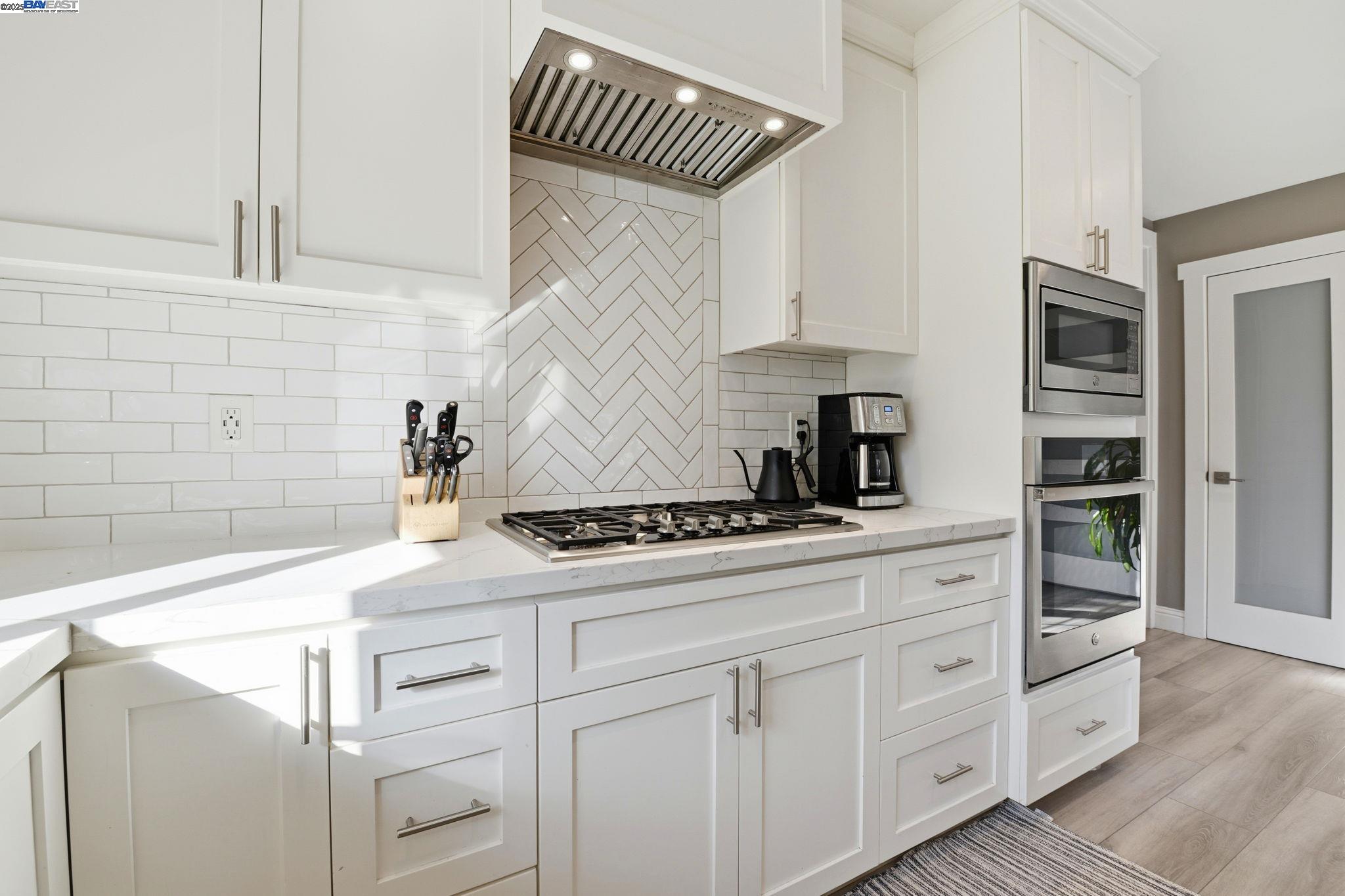 Detail Gallery Image 11 of 38 For 1341 Maryland Dr, Concord,  CA 94521 - 3 Beds | 1/1 Baths