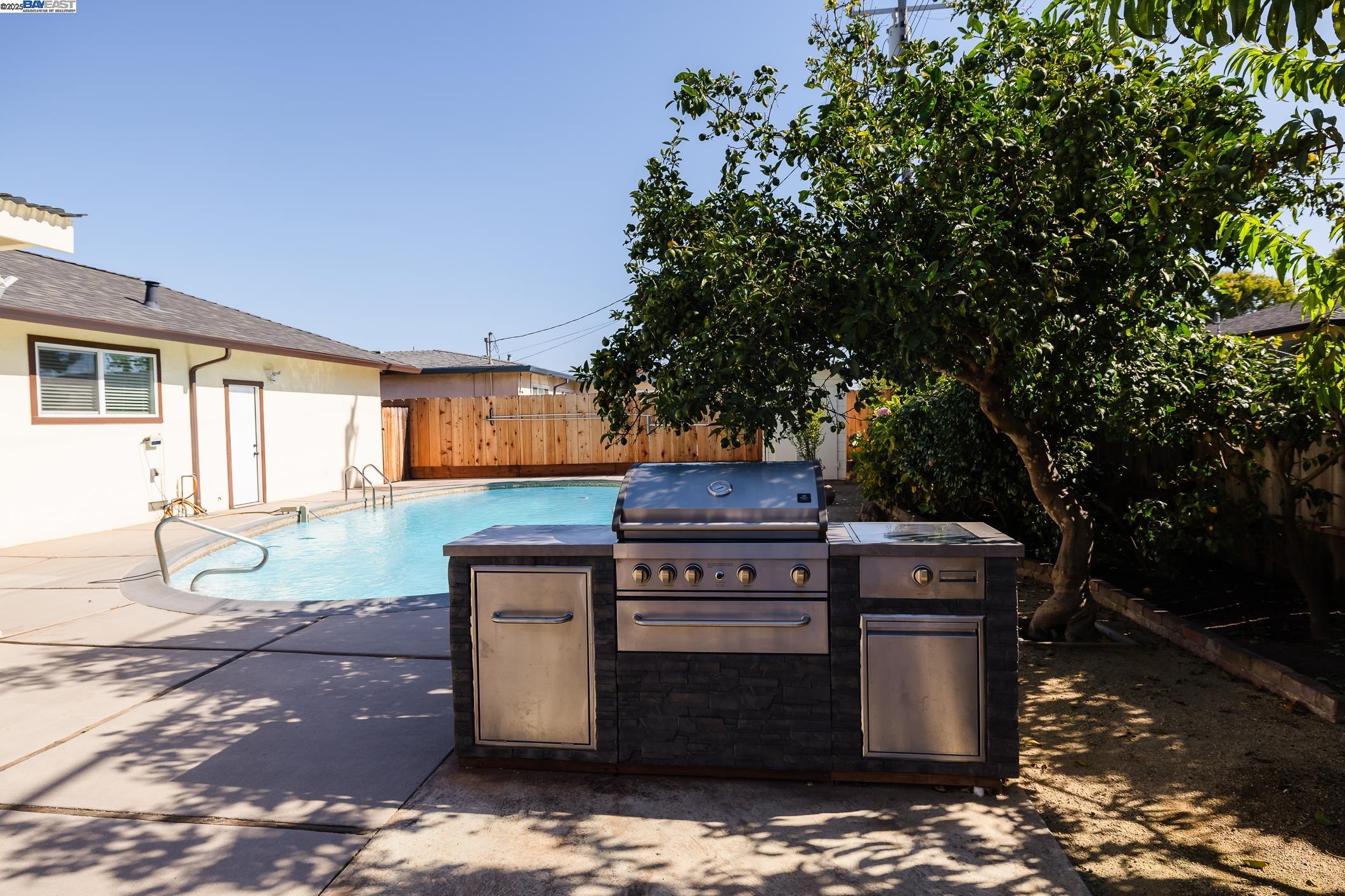 Detail Gallery Image 46 of 58 For 767 Lemos Ave, Salinas,  CA 93901 - 3 Beds | 2 Baths