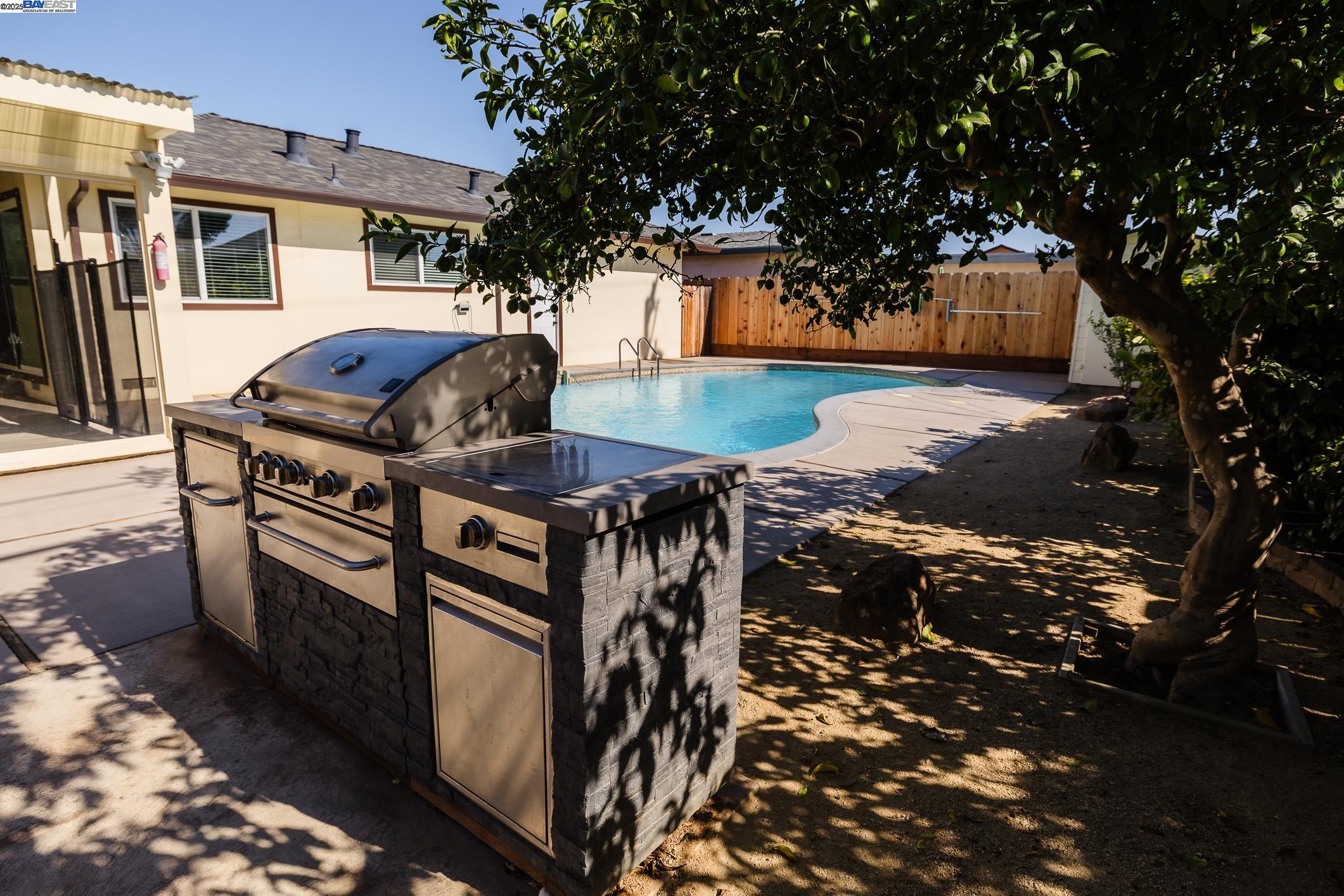 Detail Gallery Image 50 of 58 For 767 Lemos Ave, Salinas,  CA 93901 - 3 Beds | 2 Baths