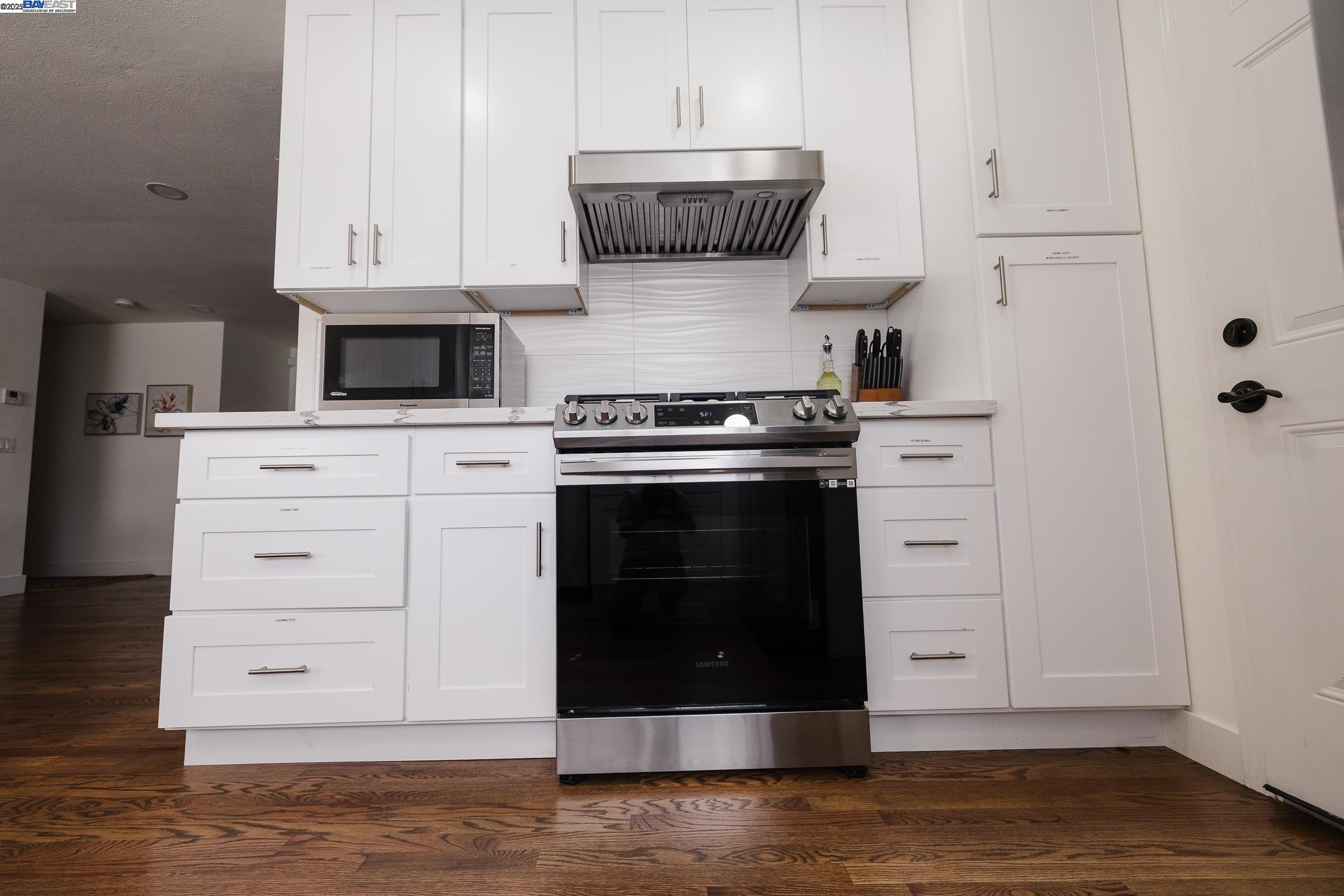 Detail Gallery Image 8 of 58 For 767 Lemos Ave, Salinas,  CA 93901 - 3 Beds | 2 Baths