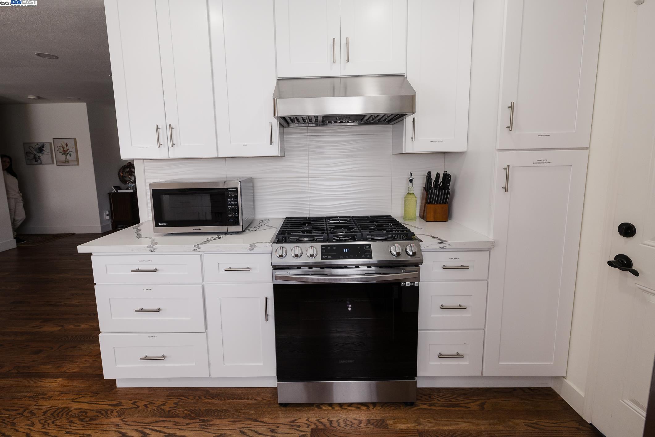 Detail Gallery Image 9 of 58 For 767 Lemos Ave, Salinas,  CA 93901 - 3 Beds | 2 Baths